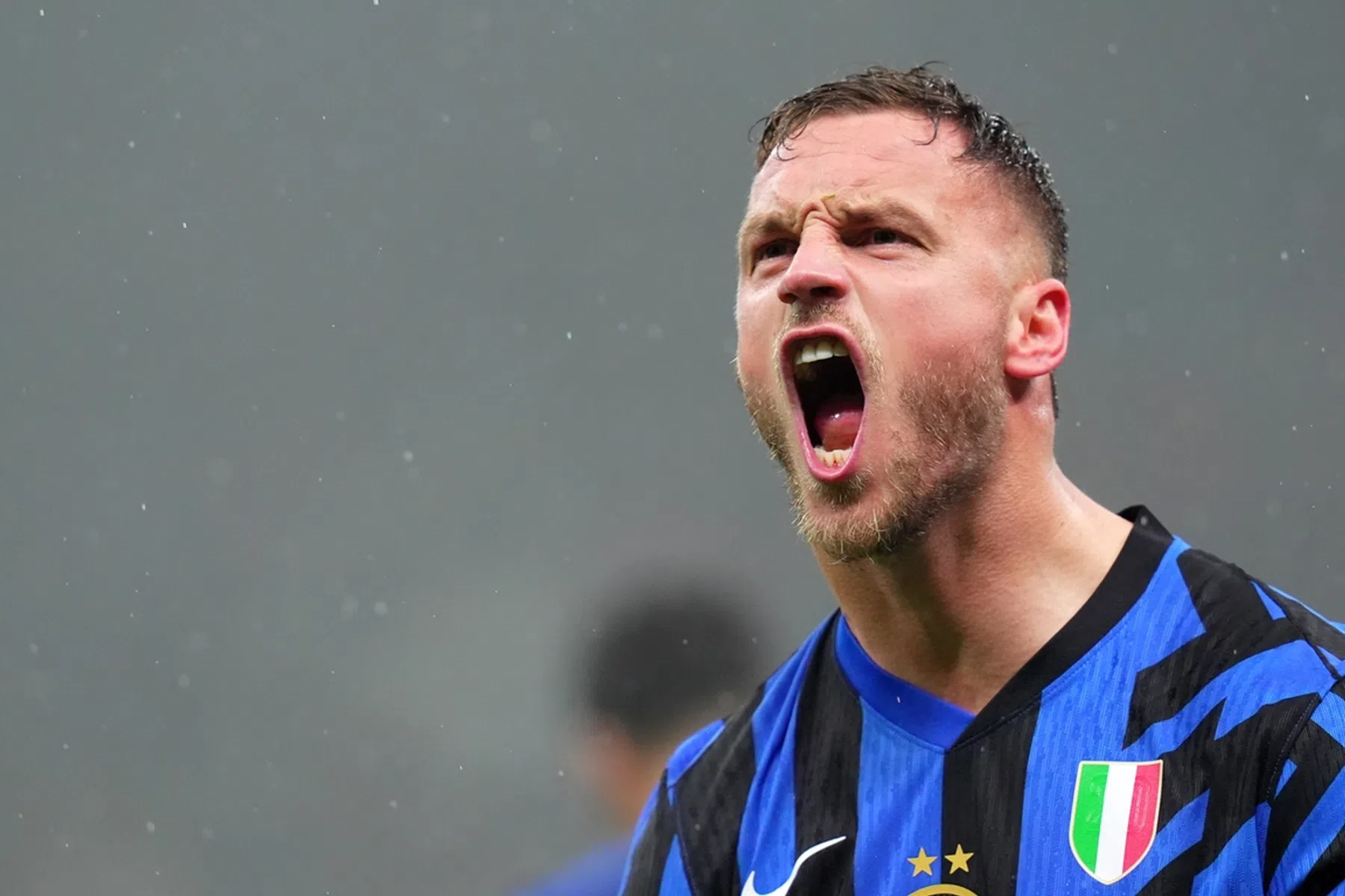 Arnautovic wijst Internazionale met wereldgoal de weg naar halve finale