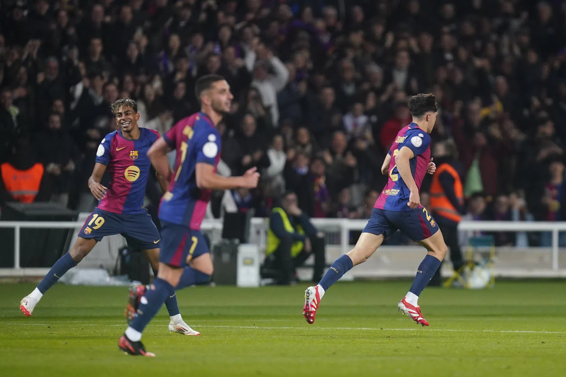 Bizarre thriller: Barça draait horrorstart binnen helft helemaal om