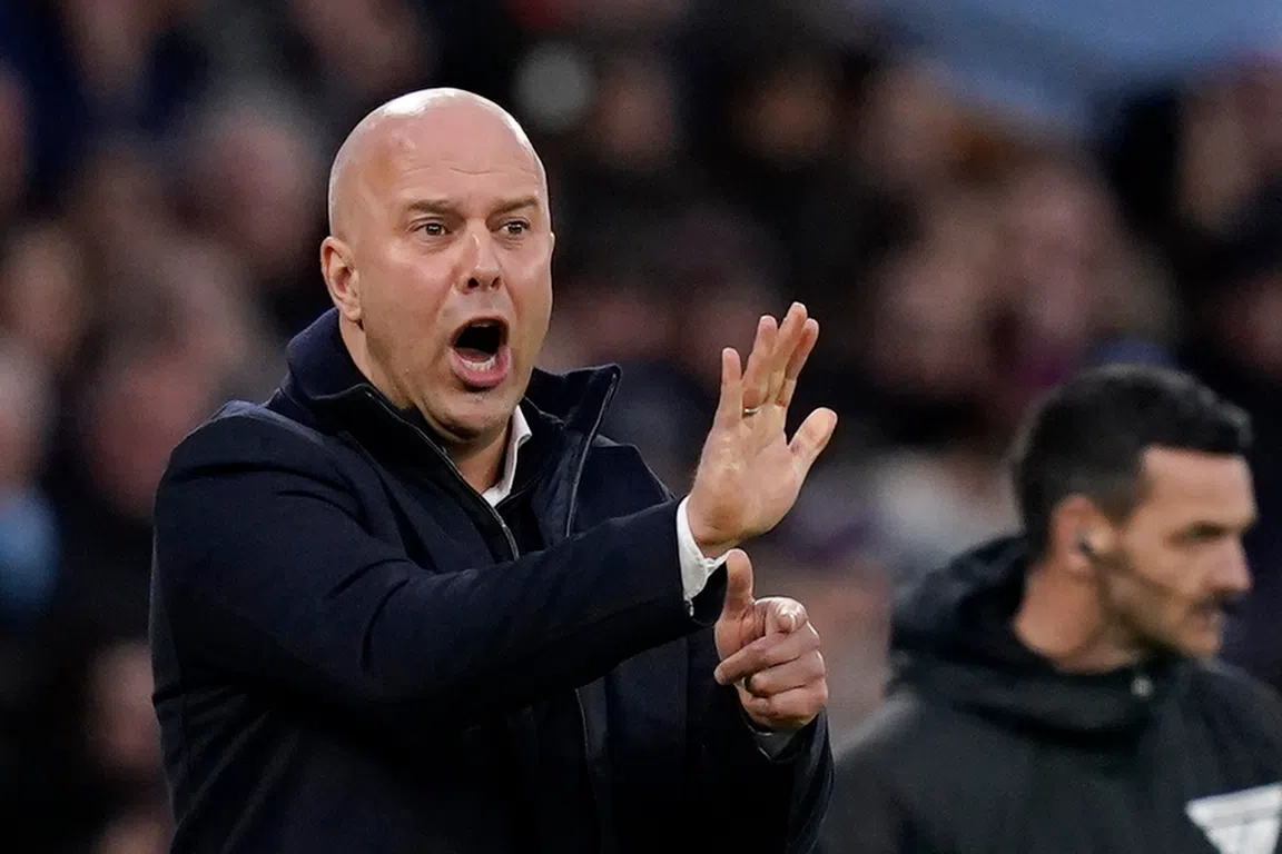 Slot ziet ook voordeel aan FA Cup-exit: 'Schema is niet vol te houden'
