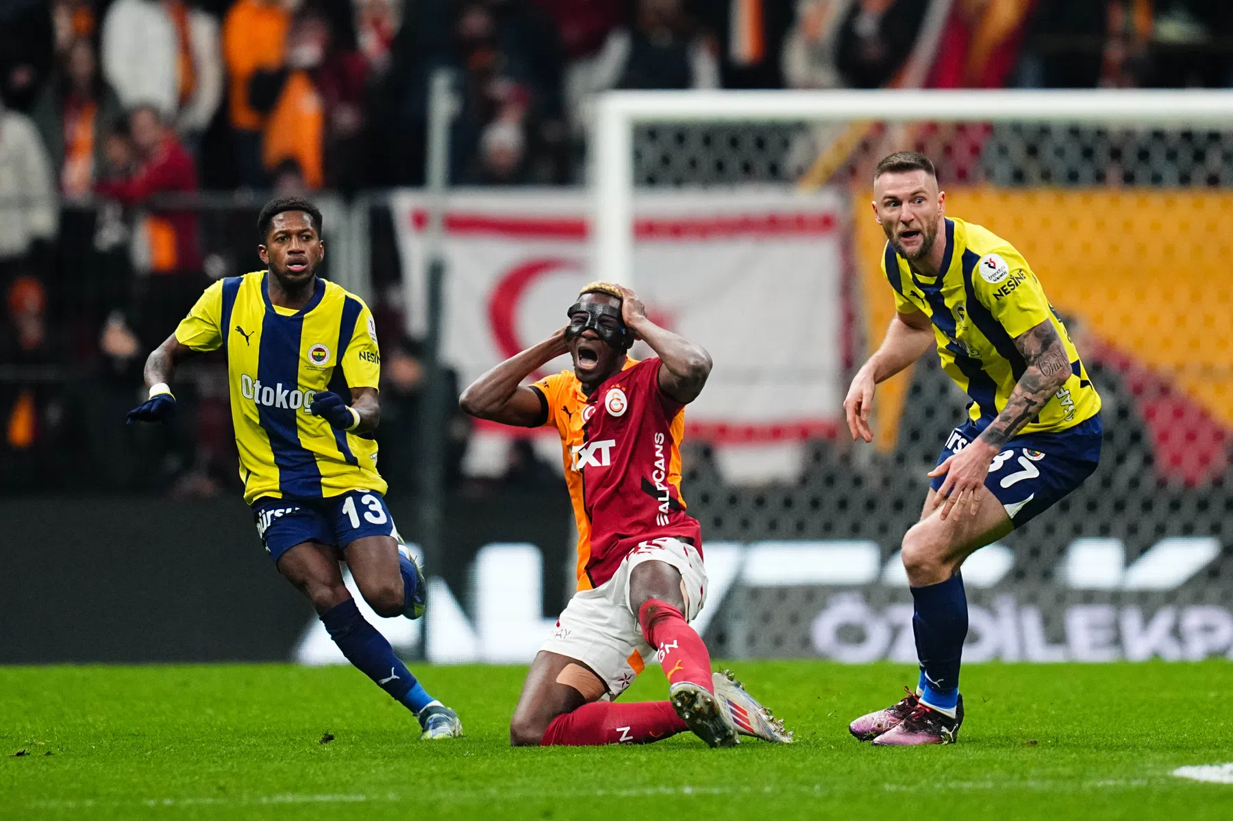 Fenerbahçe wil competitie uitspelen met alleen buitenlandse scheidsrechters