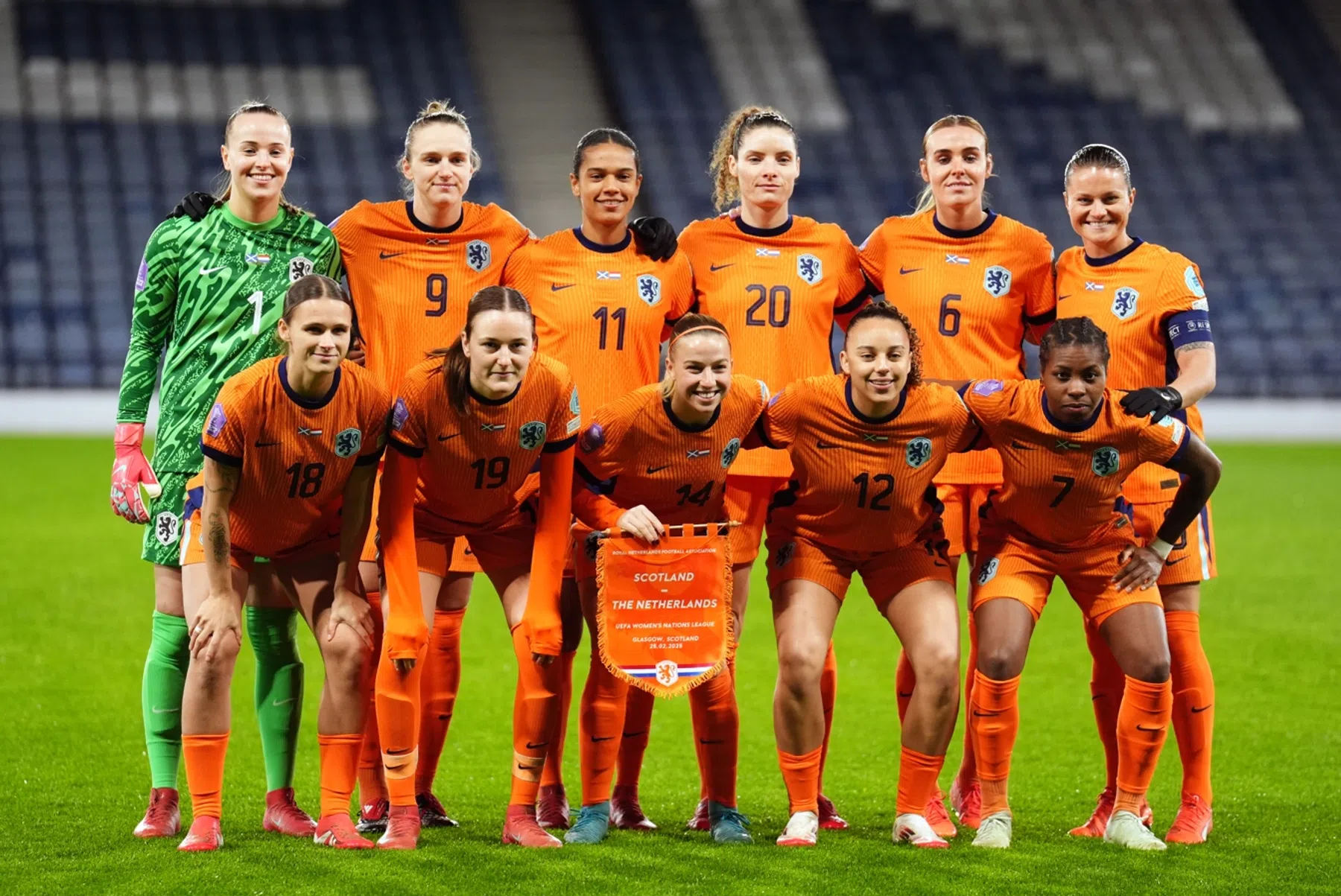 Oranje Leeuwinnen knokken om plekje op EK en in het elftal