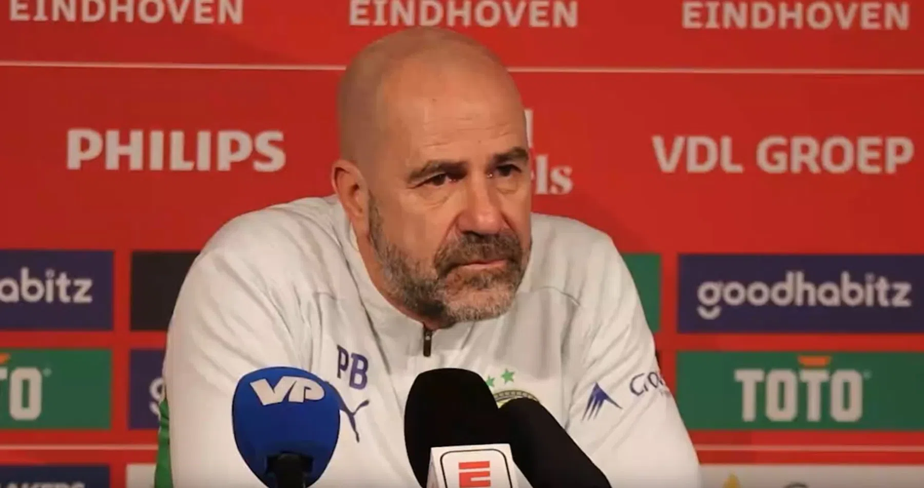 Bosz wil niets weten van spelers sparen: 'Dan zeg ik: even op je tanden bijten'