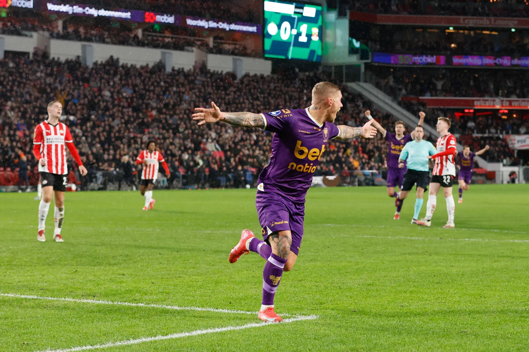 Go Ahead Eagles pijnigt PSV en staat na zestig jaar weer in bekerfinale