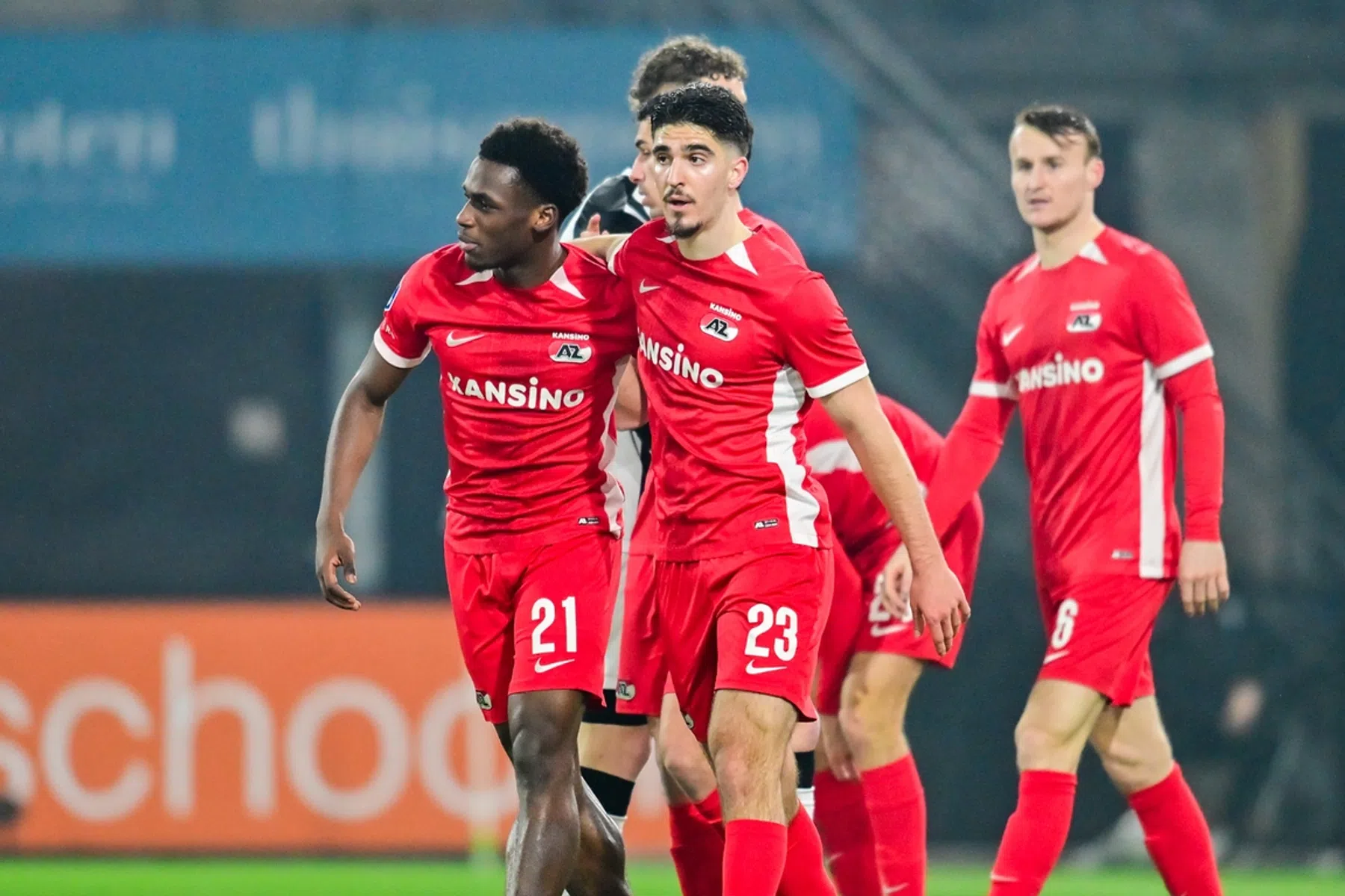 AZ overleeft in penaltythriller matchpoint van Heracles en gaat naar bekerfinale