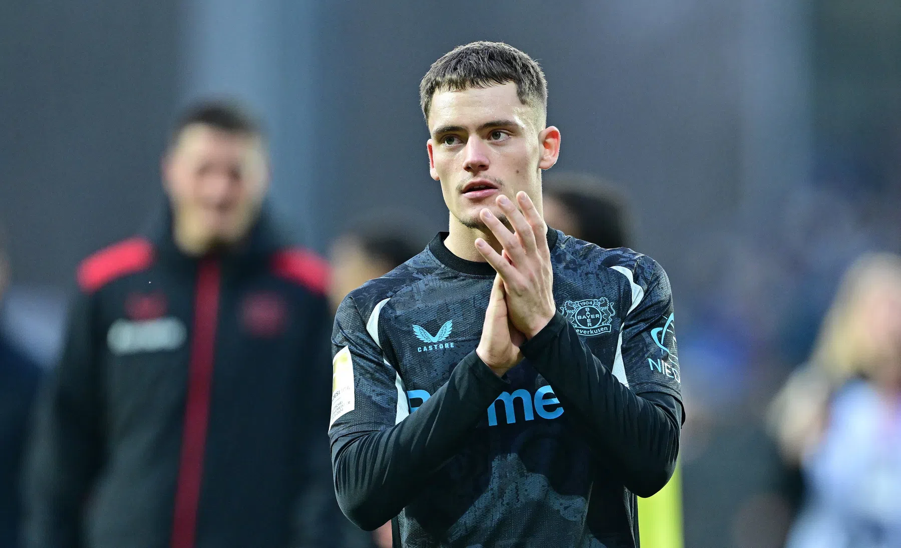 Bayern-bazen azen andermaal openlijk op concurrent Wirtz