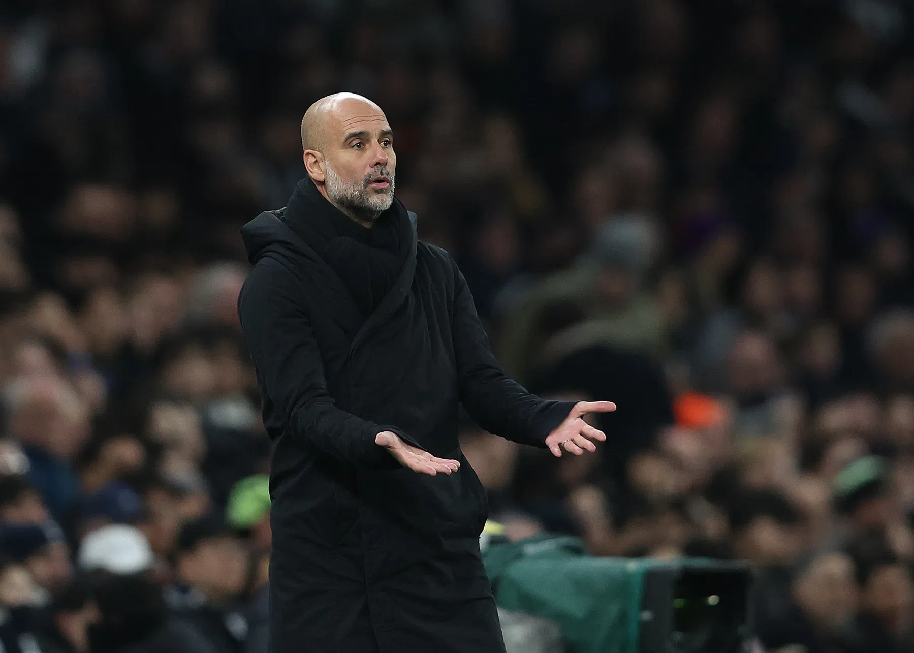 Guardiola dankbaar: 'Heb een ongelofelijke fles wijn voor hem'