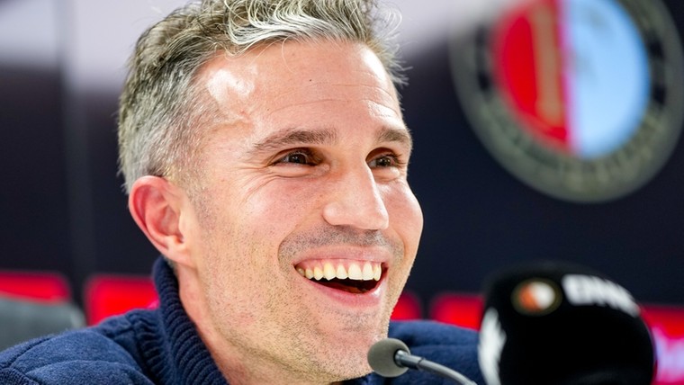 Opstelling Feyenoord: Van Persie heeft puzzel op het middenveld gelegd