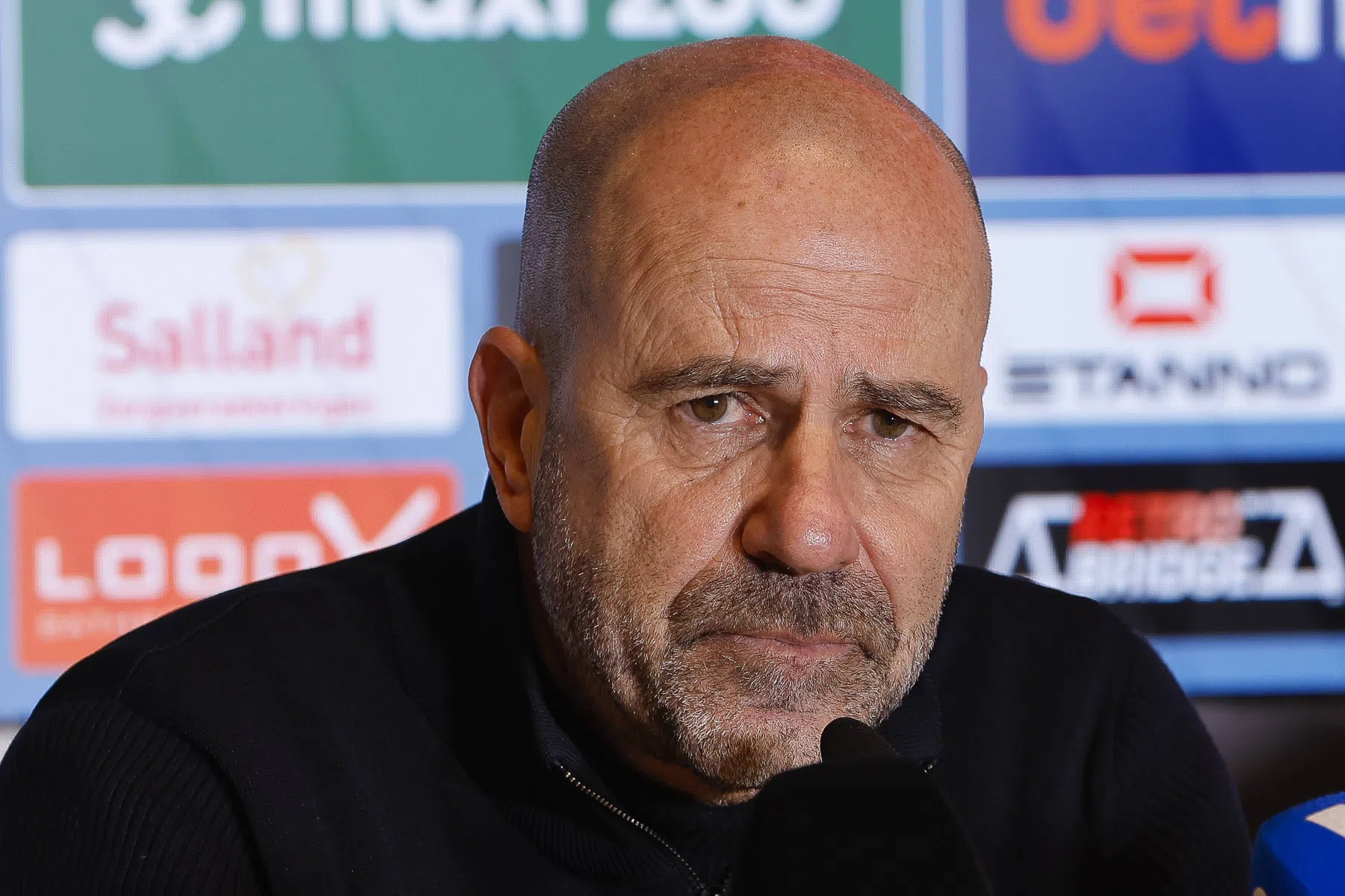 Bosz over titelstrijd: 'Ik ben niet in jullie euforie meegegaan'