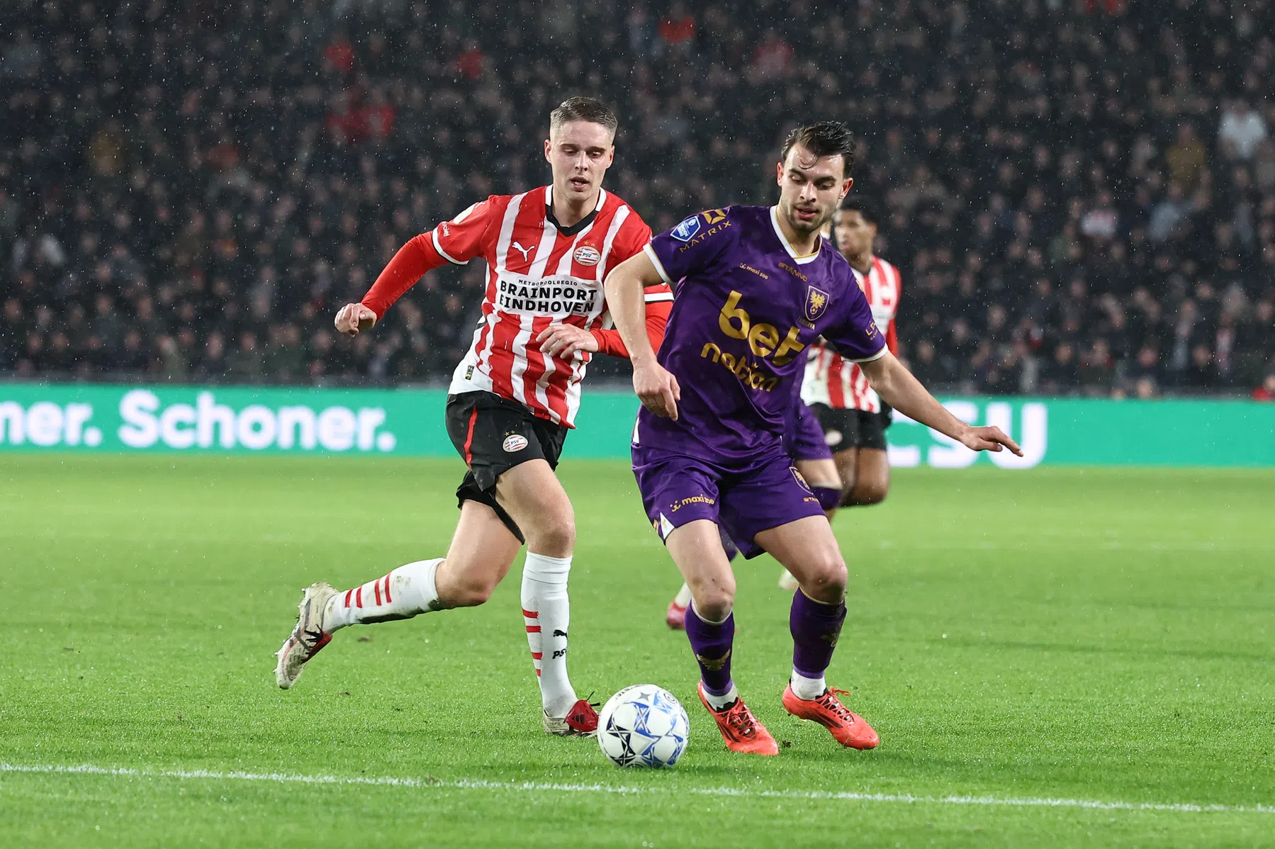 Bosz houdt Veerman buiten de PSV-basis in uitwedstrijd tegen Go Ahead