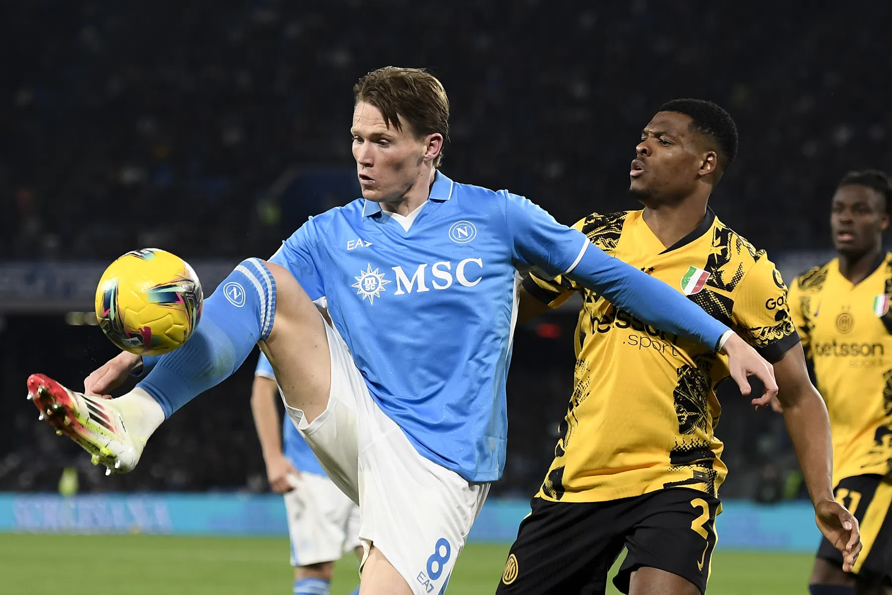 Inter met rotgevoel naar Feyenoord: Napoli slaat laat toe in topper