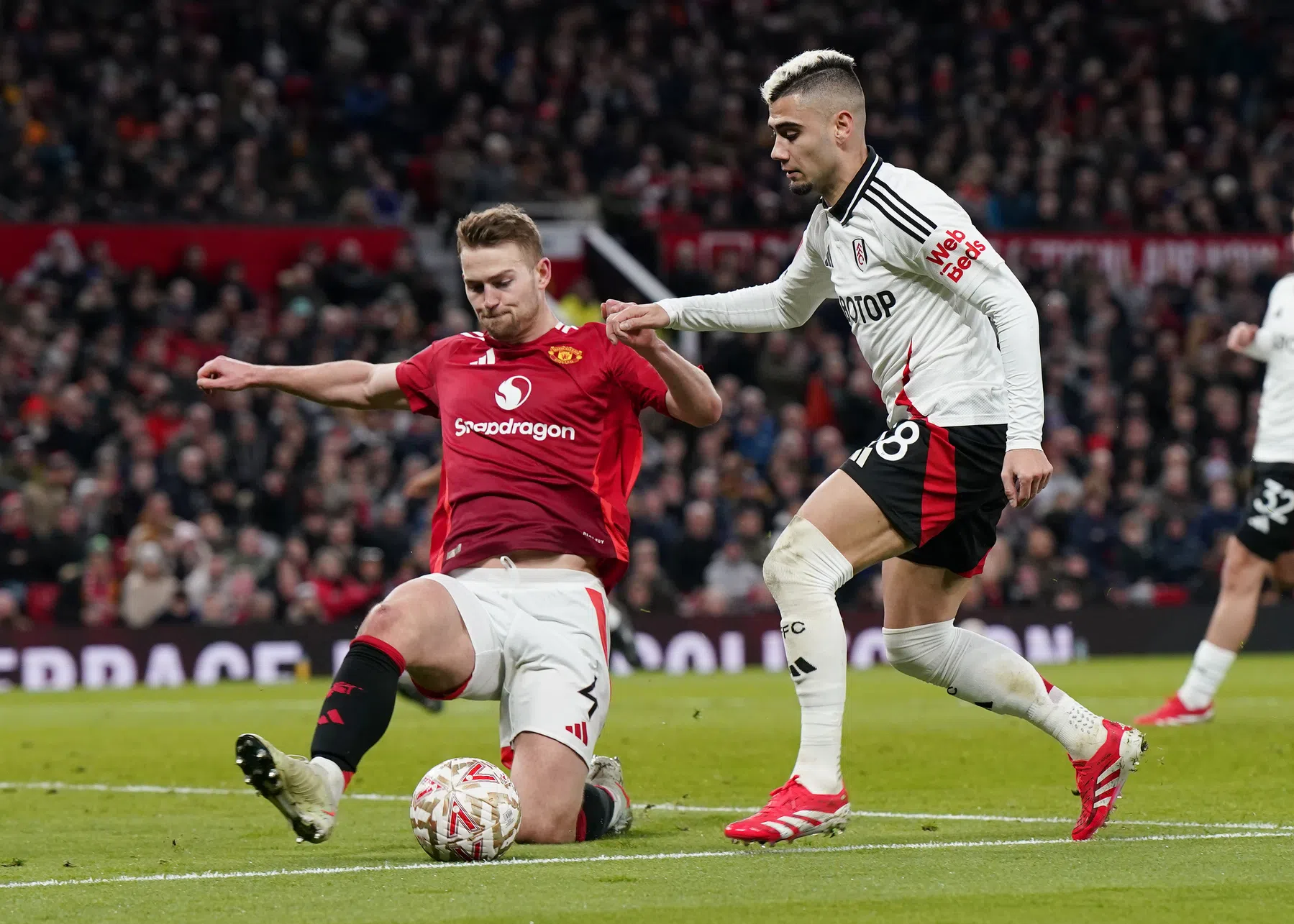 De Ligt geeft signaal af aan Koeman, selectie United een 'Frankenstein-monster'