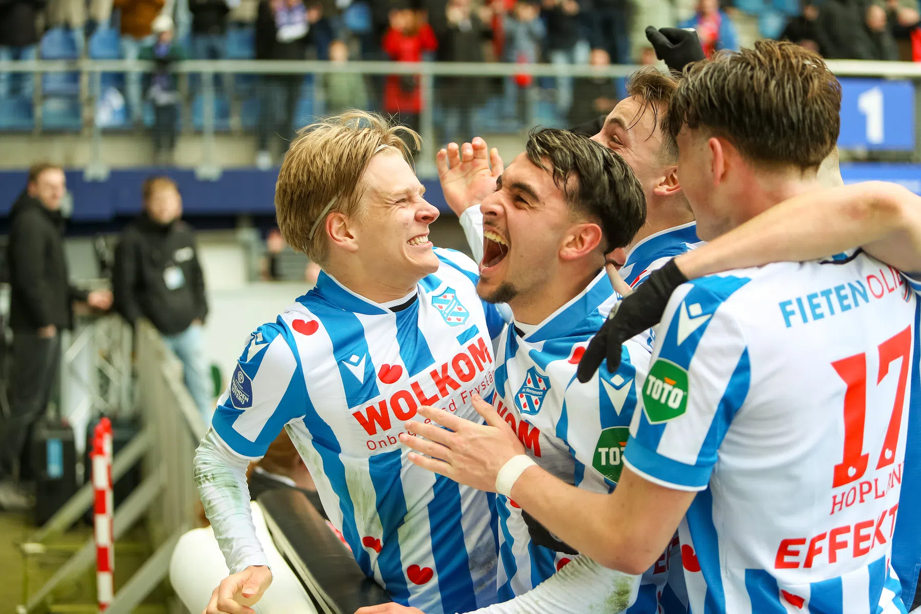 Elftal van de Week: Heerenveen hofleverancier en uitblinkers in Deventer