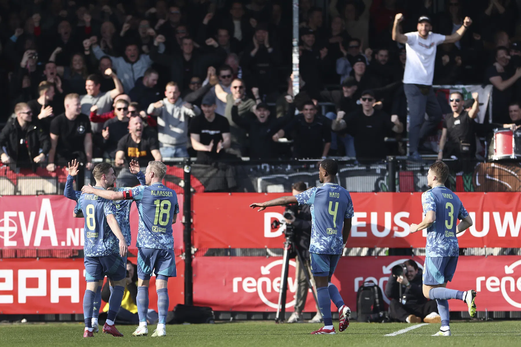 Welkom in de Ajax-bubbel