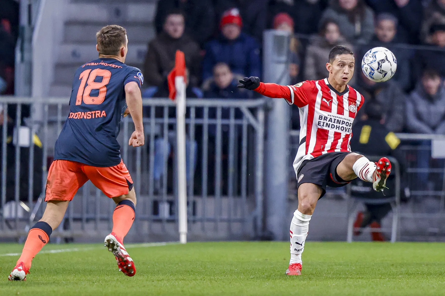 Meevaller voor PSV: Mauro is weer van de partij