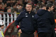 Thumbnail for article: Witte rook: Antwerp FC stelt Ulderink aan als hoofdtrainer