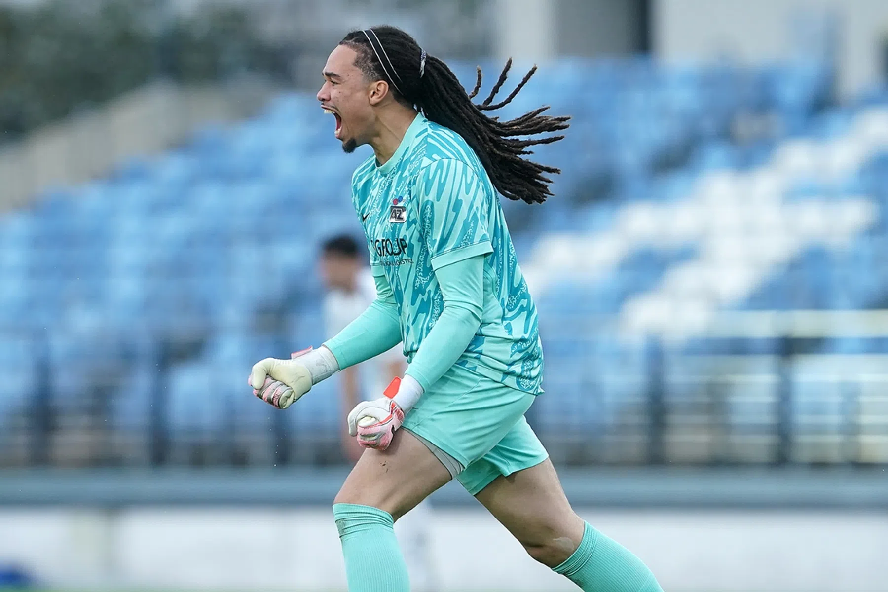 AZ door in Youth League dankzij uitblinkende Zeggen: 'Hart ging zo snel...'