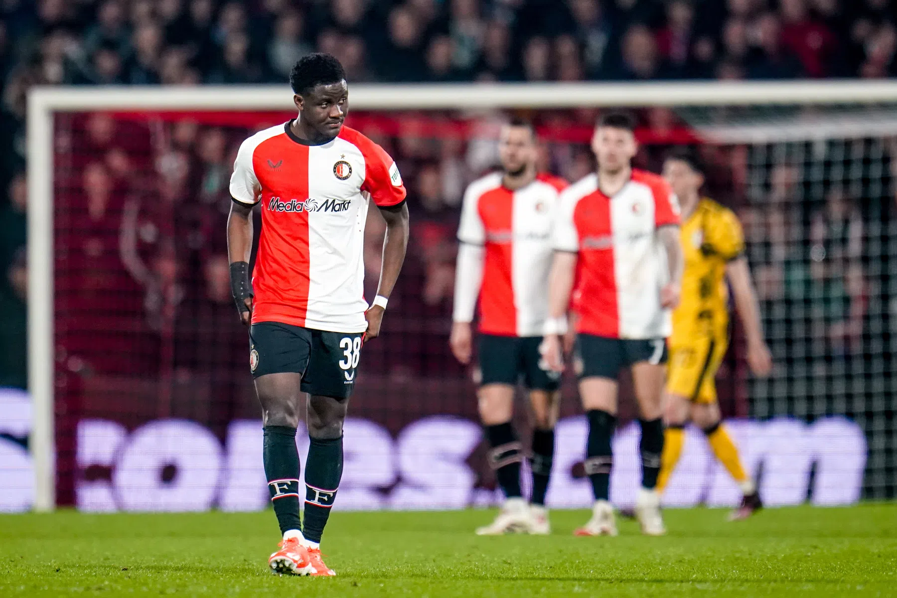 Weer een naam op lange afwezigenlijst Feyenoord: Osman mist return