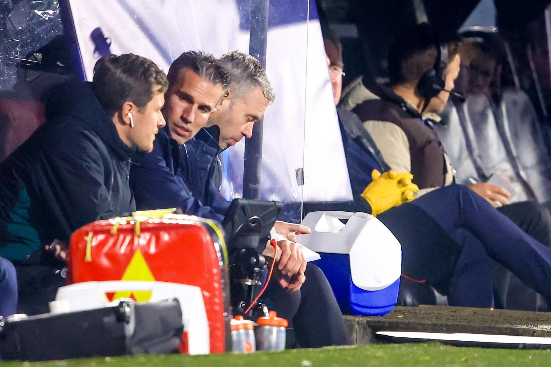 Van Persie vond penalty onterecht: 'Opmerkelijke keuze'