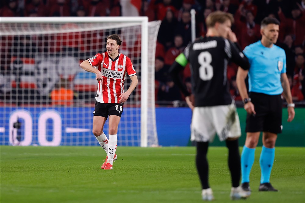 Boscagli hoopvol na vernedering PSV: 'We mogen nu niet opgeven'