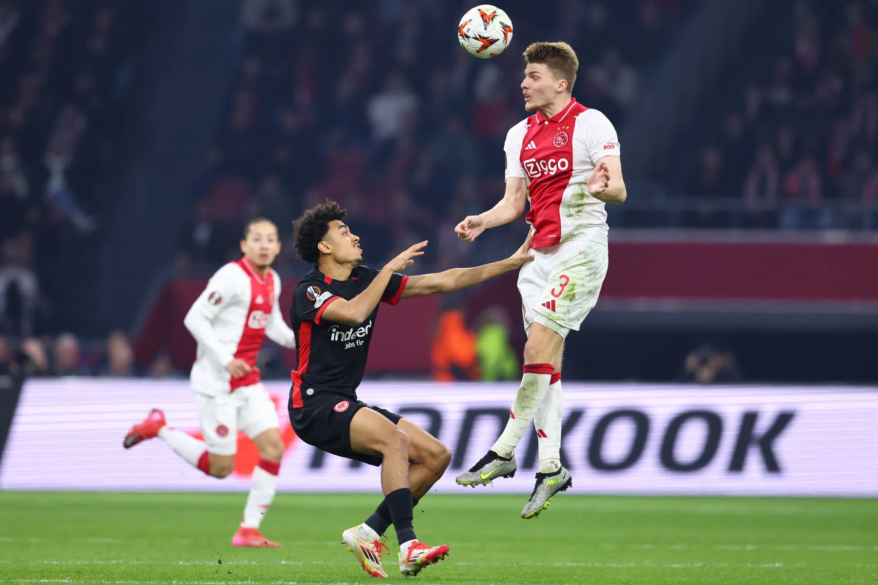 Sneijder zag waar het aan ontbrak bij 'zwak' Ajax: 'Deze is heel zuur'