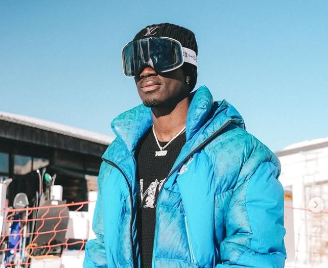 Spurs-speler Bissouma poseert enkele dagen voor AZ-uit in ski-oord