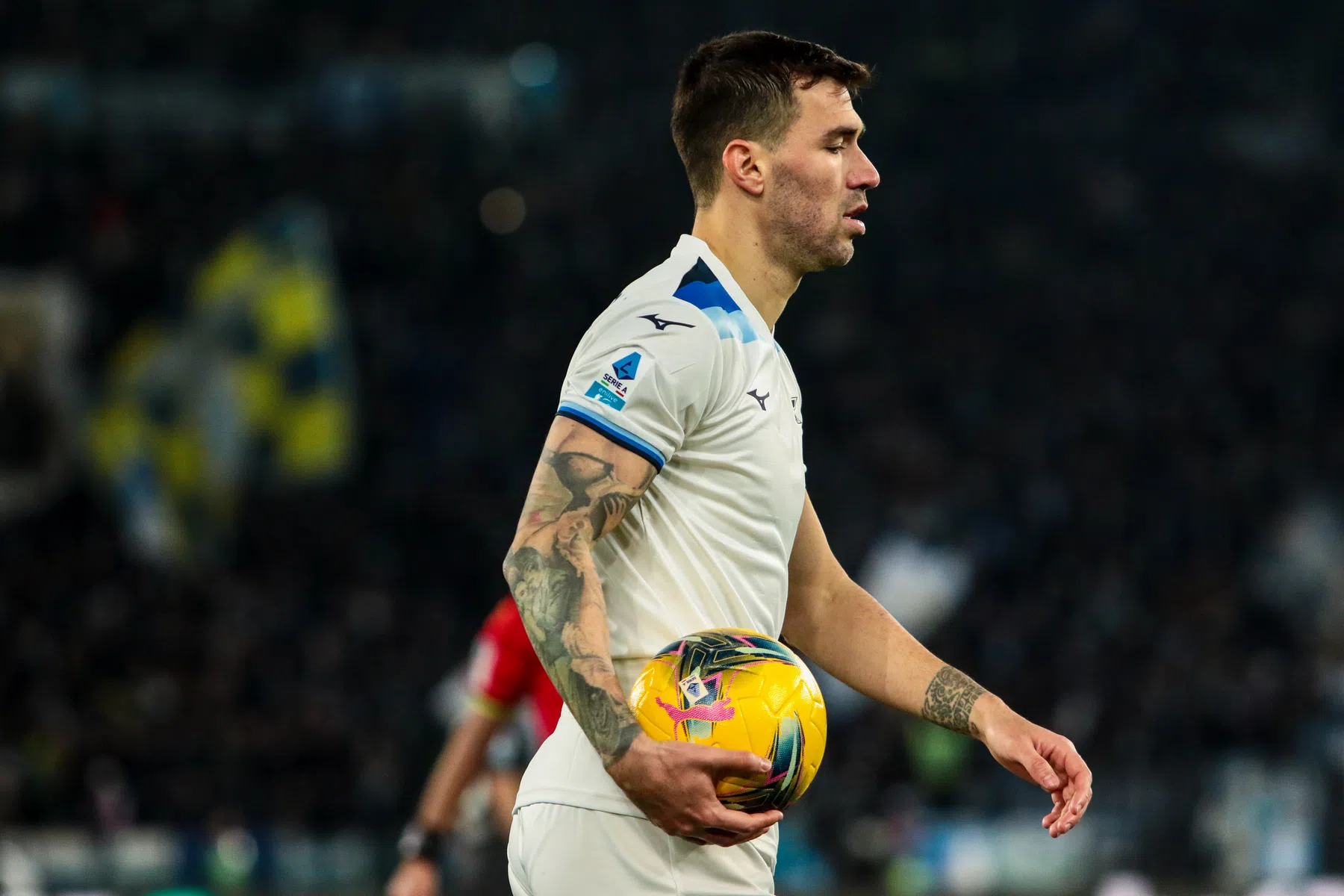 Romagnoli fel na zege met negen man: 'Kloteveld, klotebal'