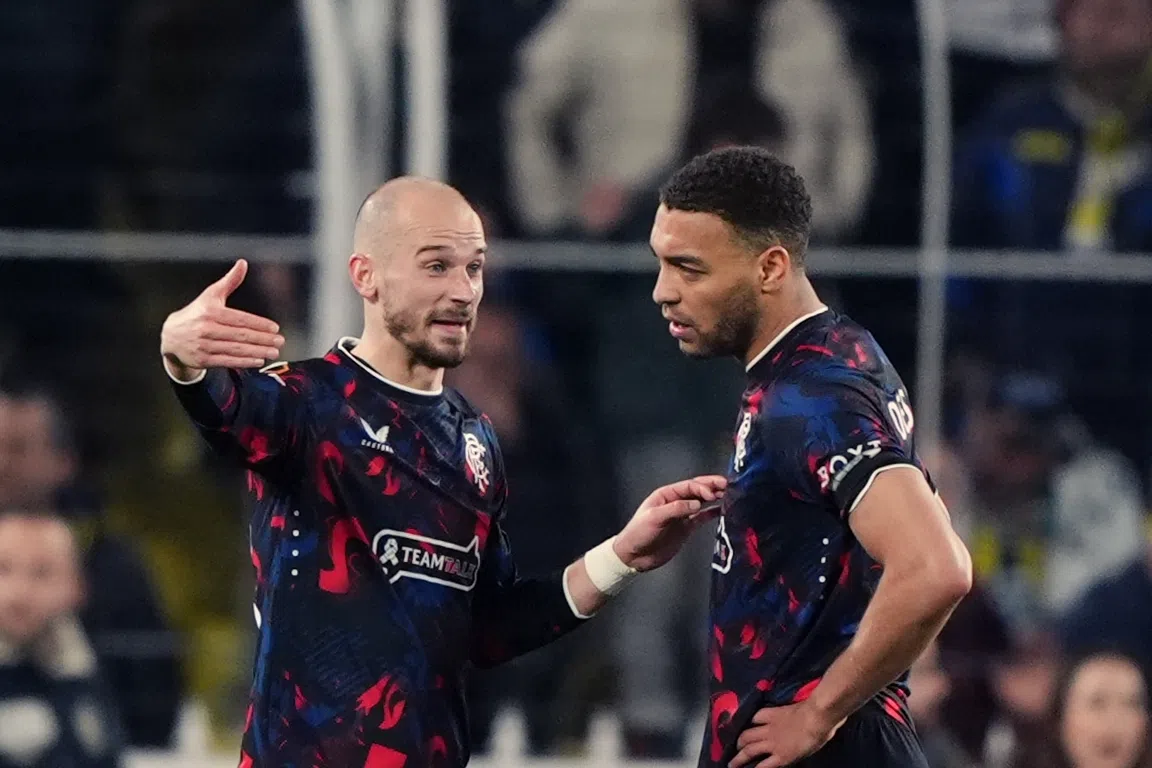 Mourinho: 'Dessers speelde alsof hij de beste speler ter wereld is'