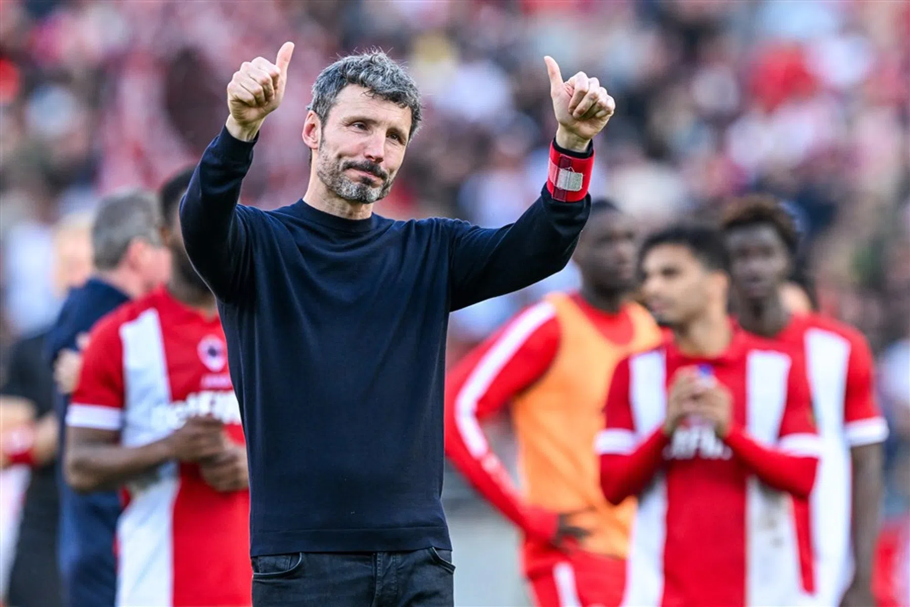 NEC hoopt op Van Bommel: 'Heerlijk hoe dat nieuws uitlekte...'