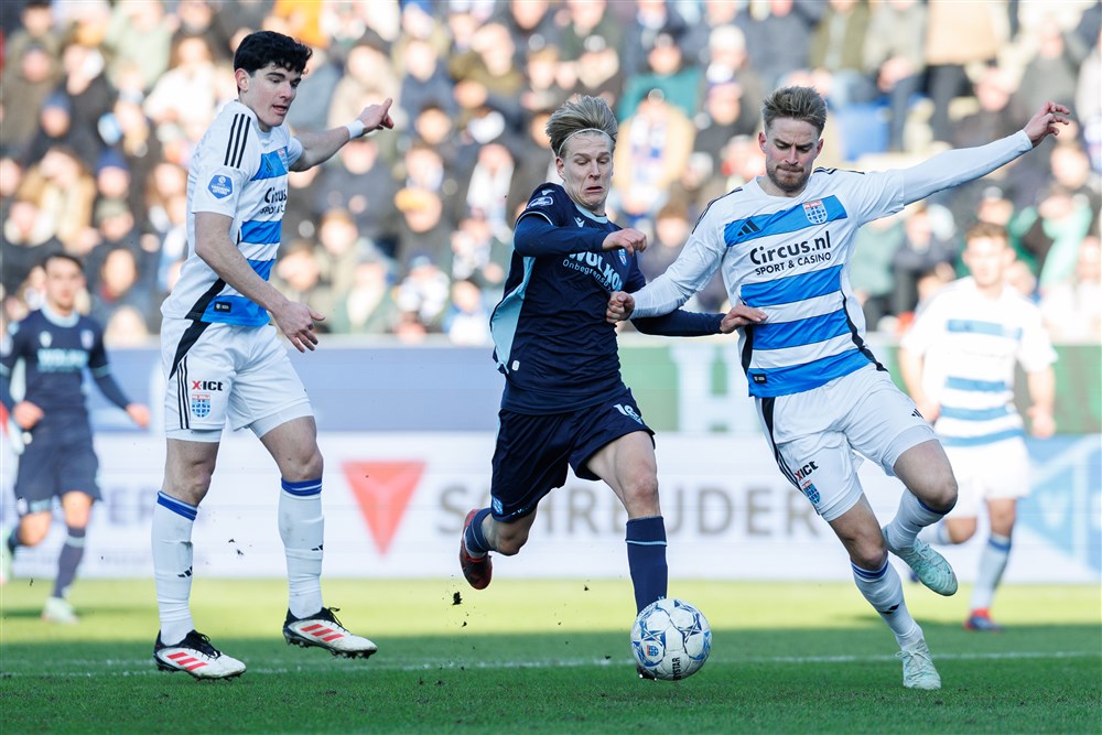 Ajax kan profiteren van zwakke plek PEC