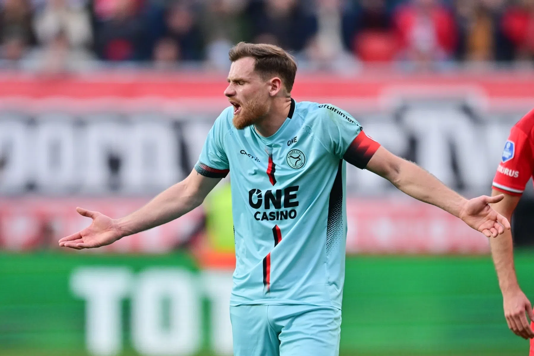 Complimentenmoe Almere City snakt naar punten