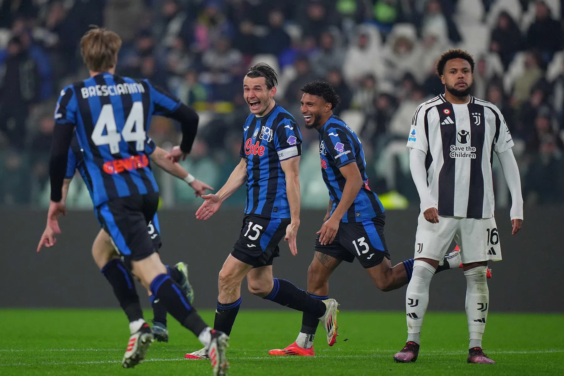 Crisis bij Juventus na historische afgang tegen Atalanta: ook De Roon scoort