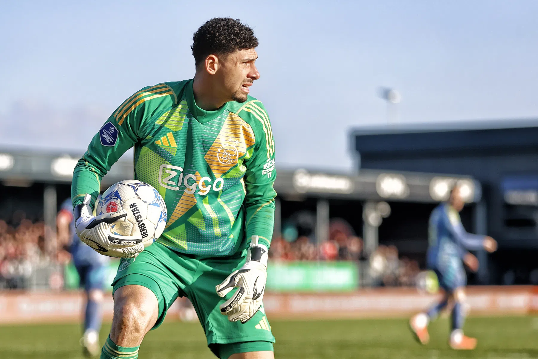 Matheus vervangt Pasveer in opstelling Ajax, drie wijzigingen in totaal
