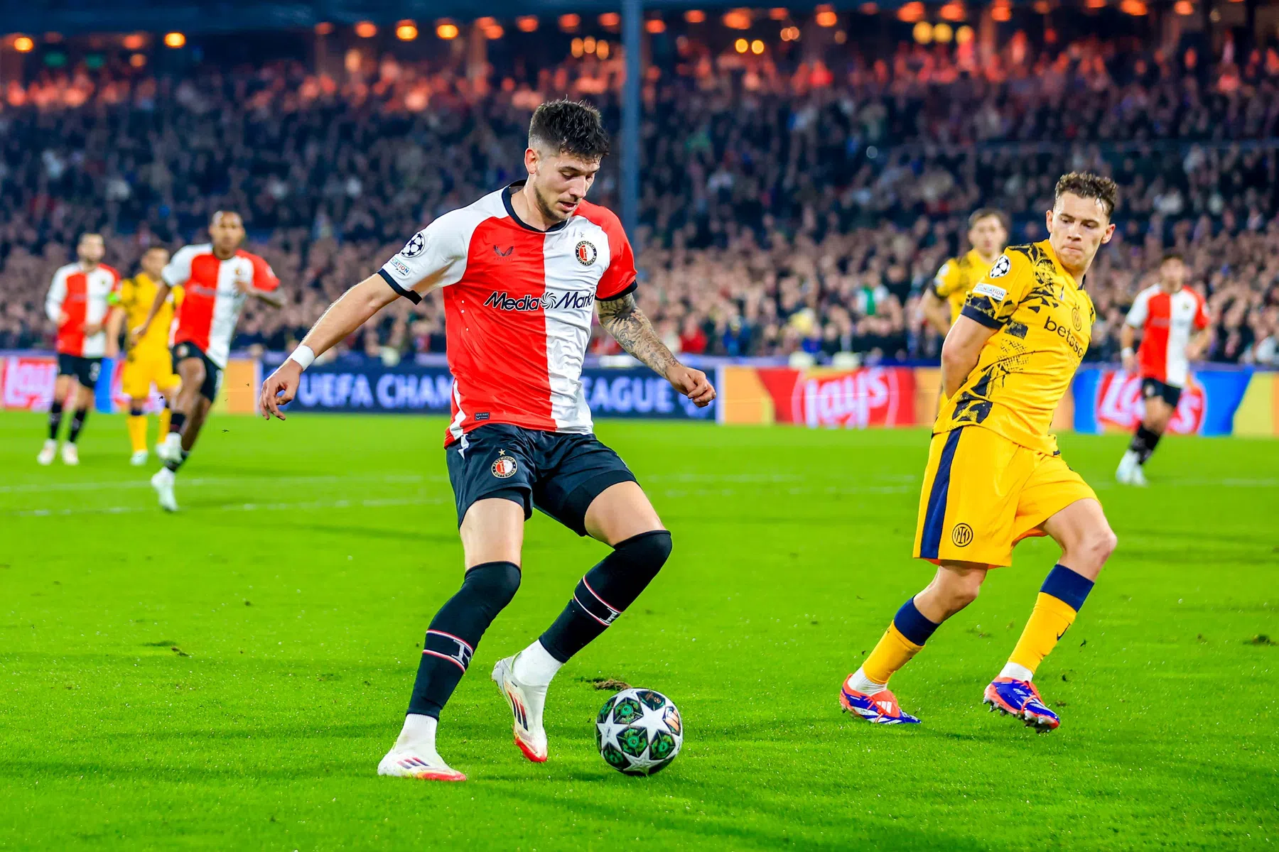 Jakub Moder gelooft in Van Persie én in een stunt tegen Inter