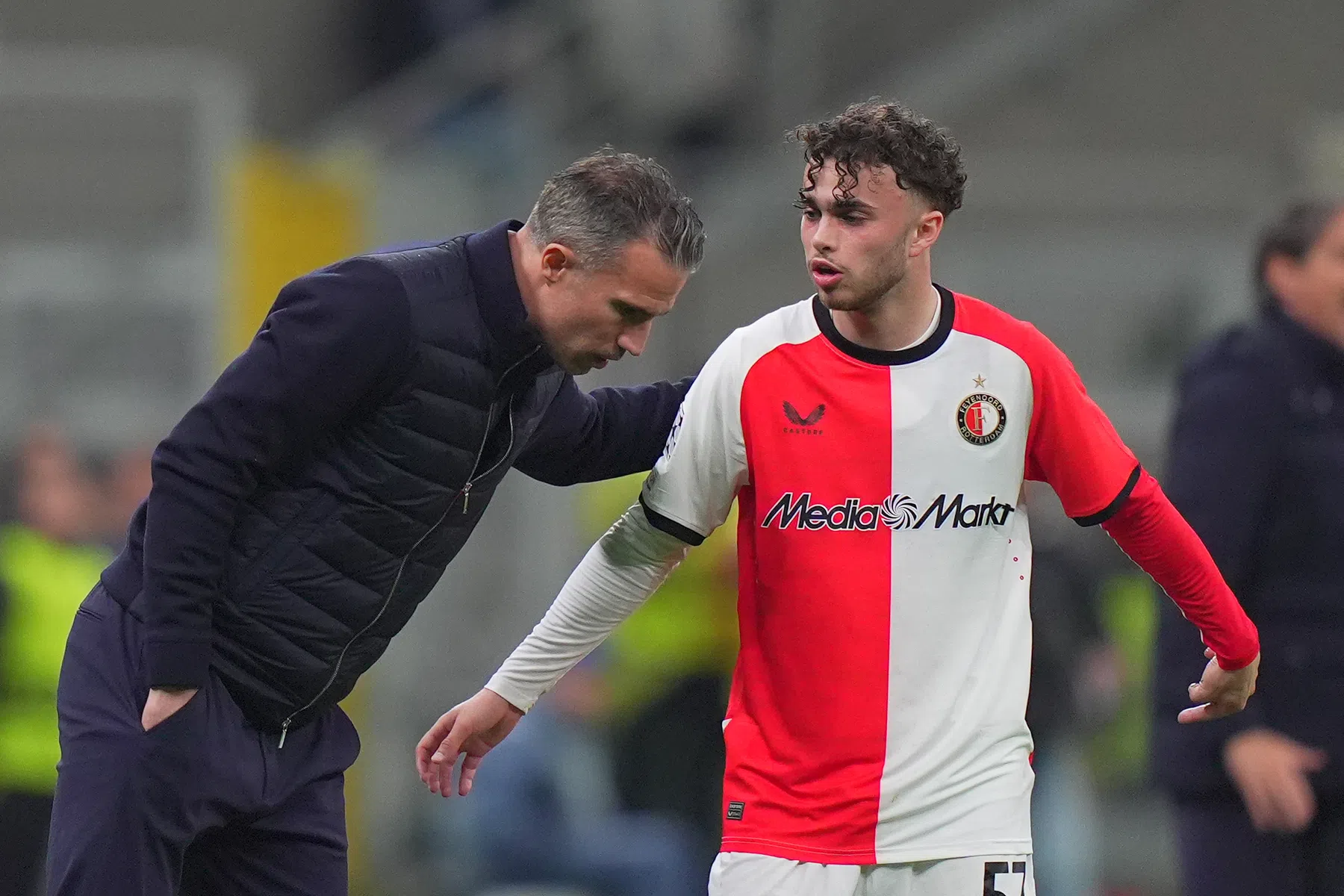 Feyenoord-debutant Sliti belde gelijk zijn ouders: 'Ik ben heel blij'