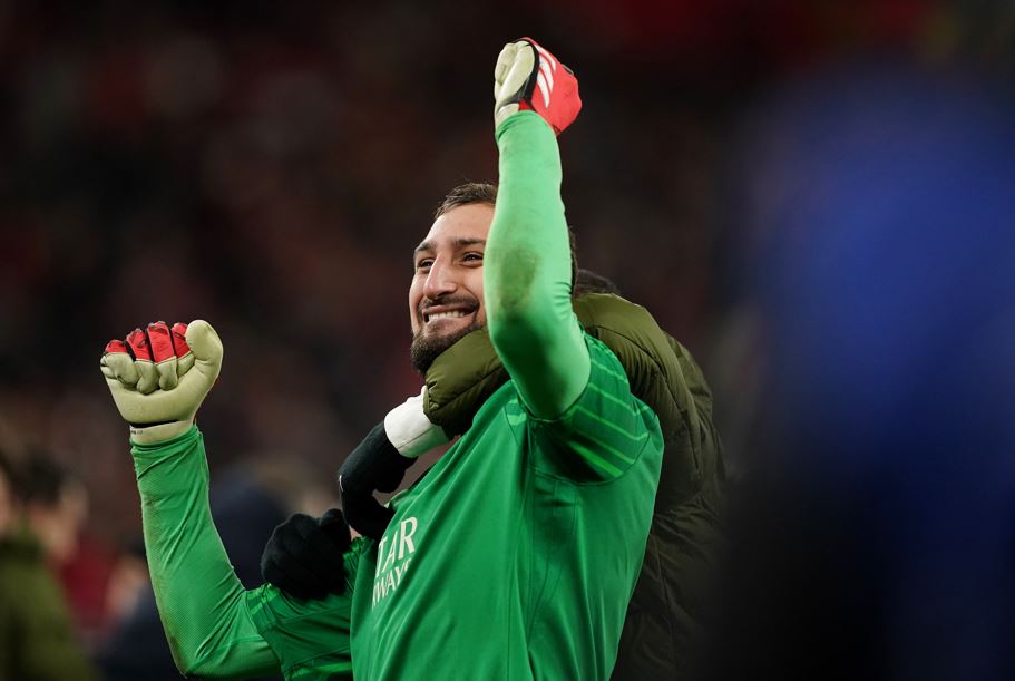 Franse 'superhelden' genieten van stunt op Anfield: 'Dit voelt als de hemel'