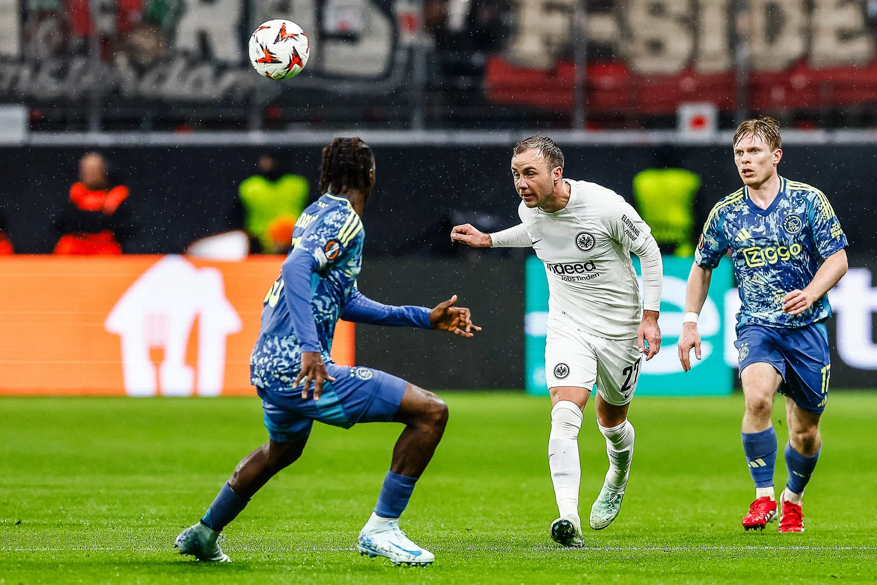 Duitse media genieten van 'Götze-gala': 'Ajax had vrijwel niets te bieden'