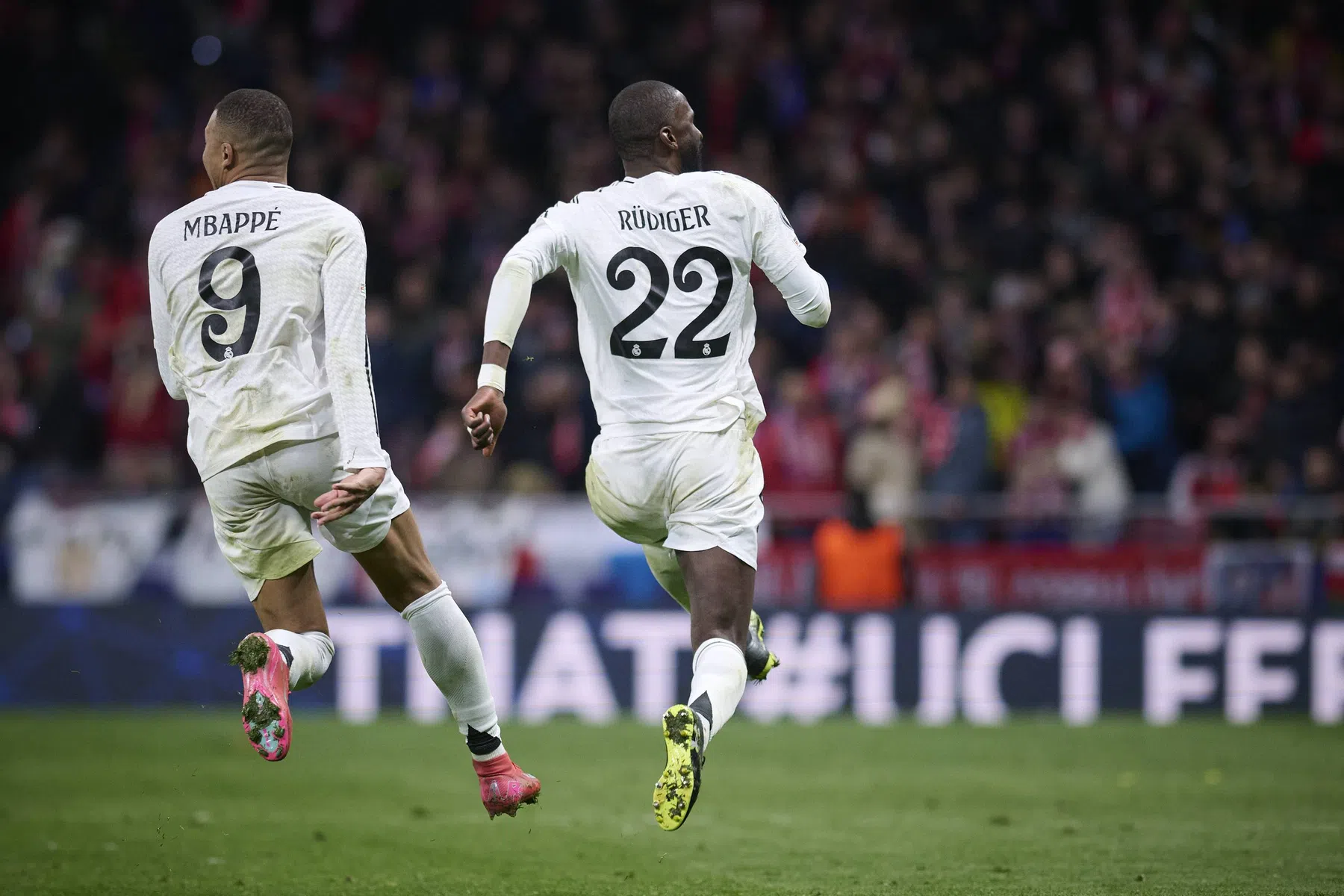 'Overlevers' Real flikken het weer: 'Controversieel, ongebruikelijk en wreed'