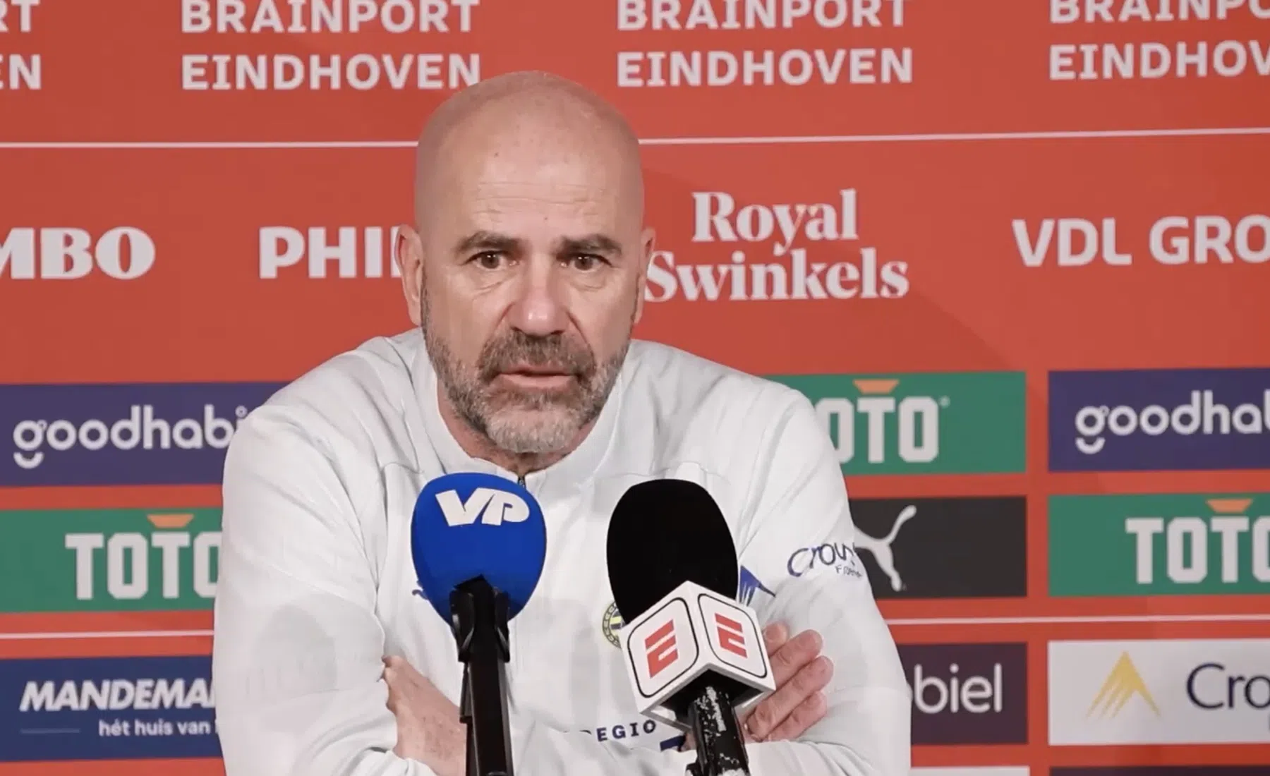 Bosz neemt laatkomer Saibari in genade aan: 'Hij is met een oplossing gekomen'