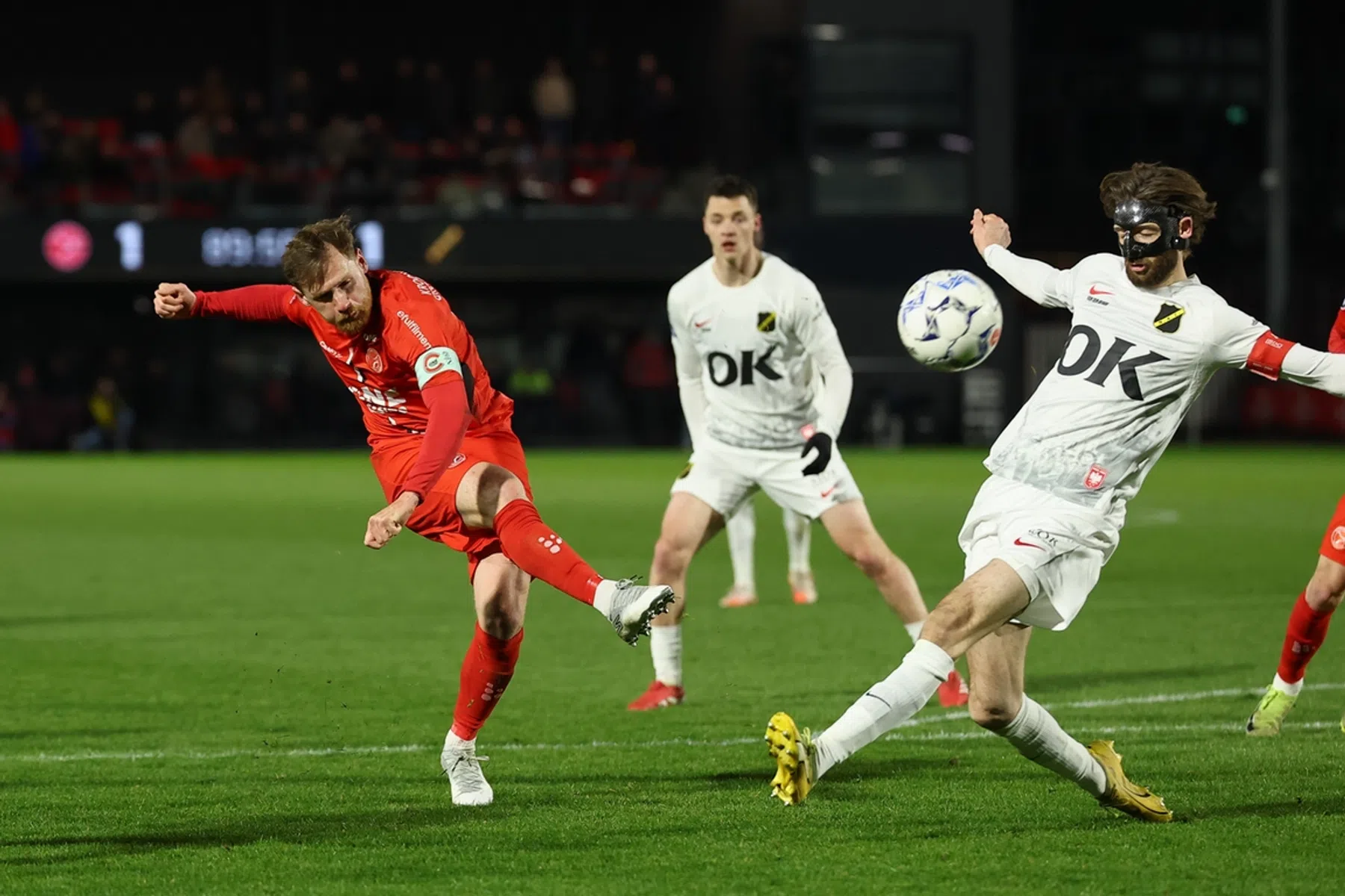 NAC slaat nog een aanval af en verlaat Almere met een punt