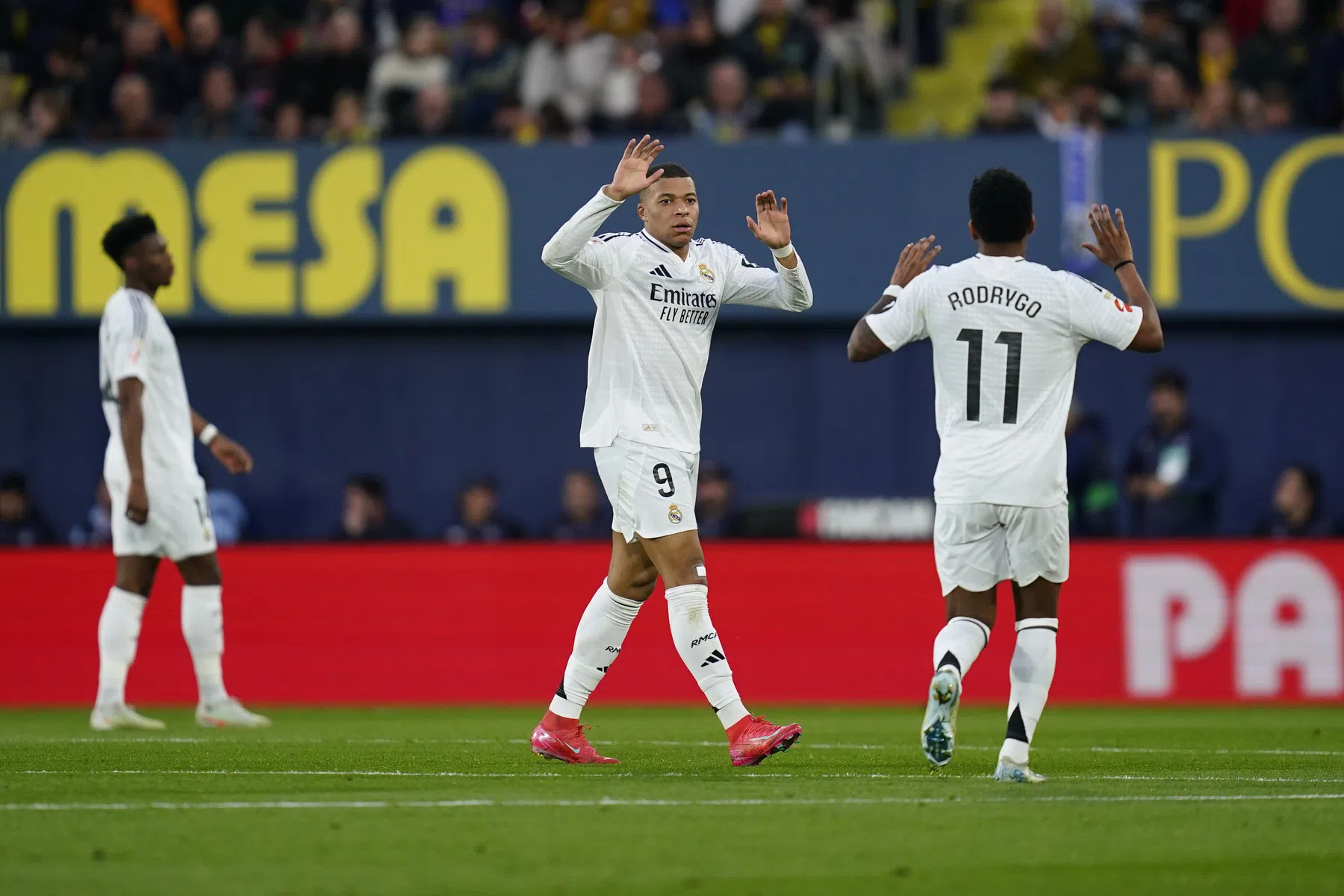 Mbappé op recordjacht: Real Madrid komt tegen Villarreal vroege schrik te boven