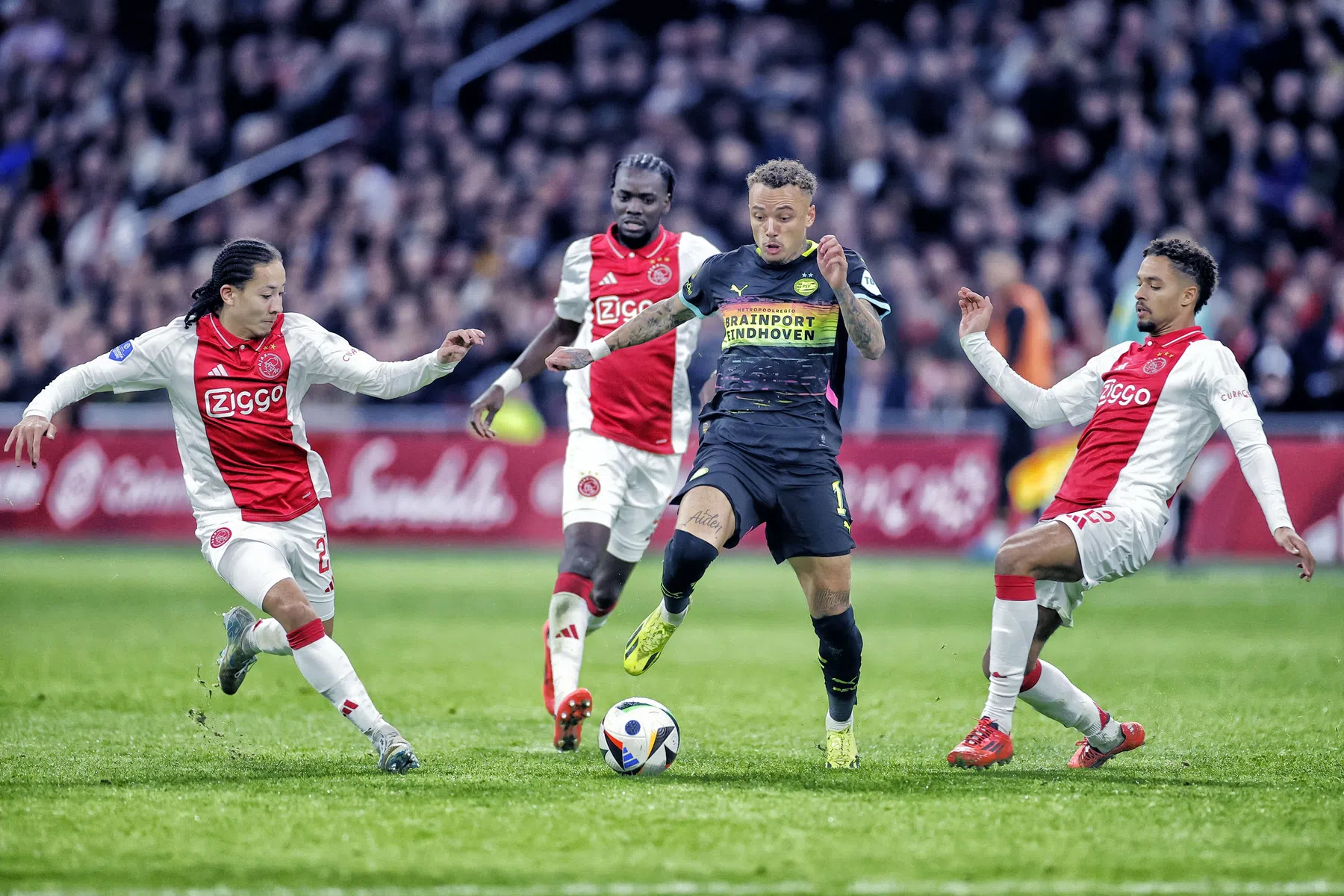 Titelstrijd tussen Ajax en PSV: het resterende programma in de Eredivisie 