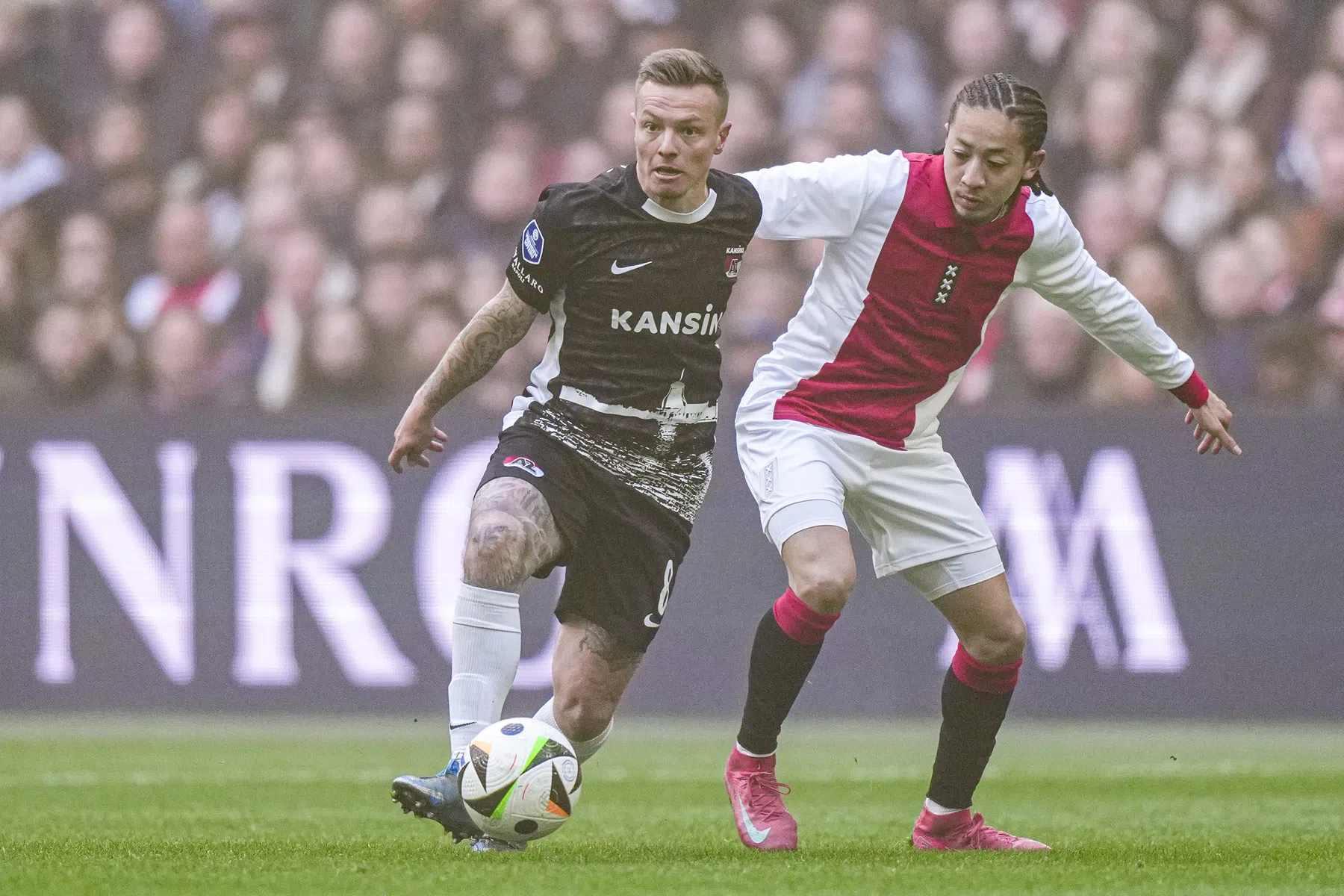 Clasie woedend op Higler: 'Ongelooflijk, echt bizar, dit scheelt punten'