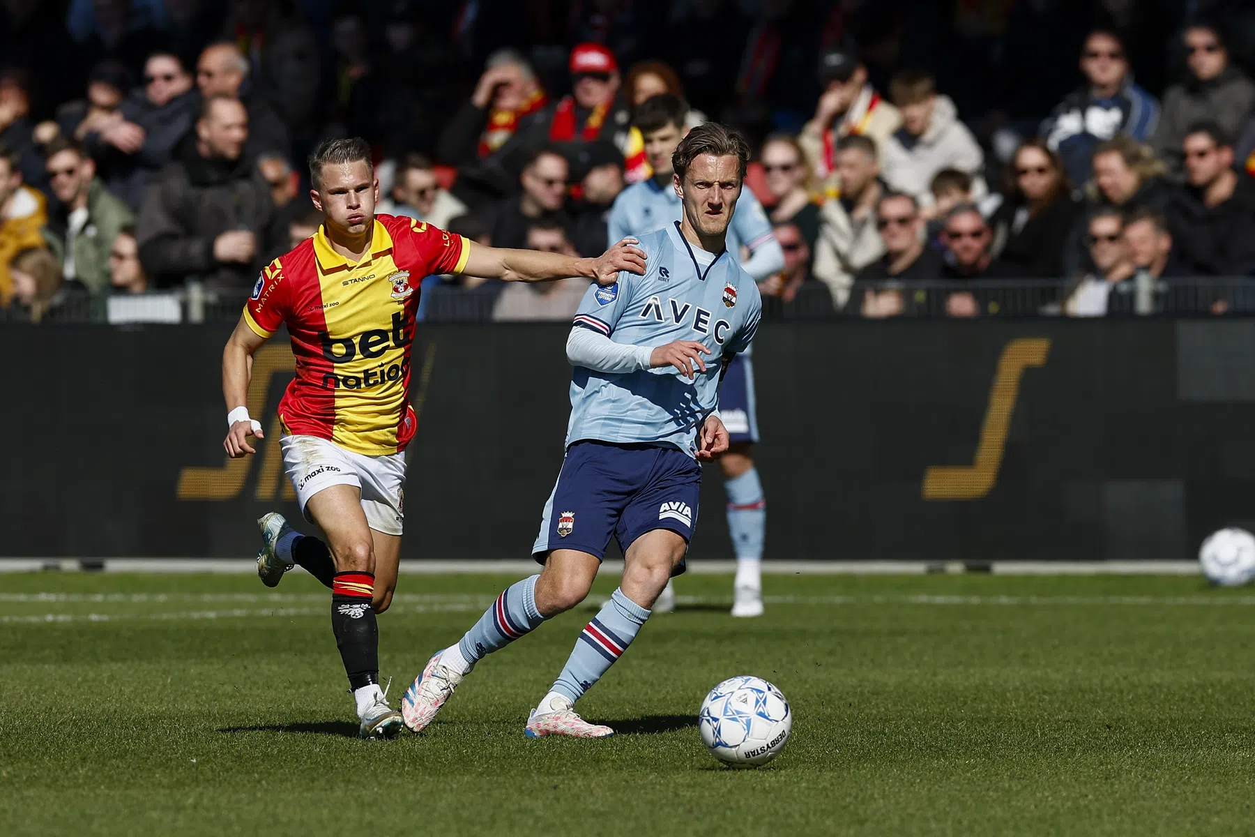 Aanvoerder Willem II boos op Hensgens: 'Hij heeft een vooroordeel over Bokila'