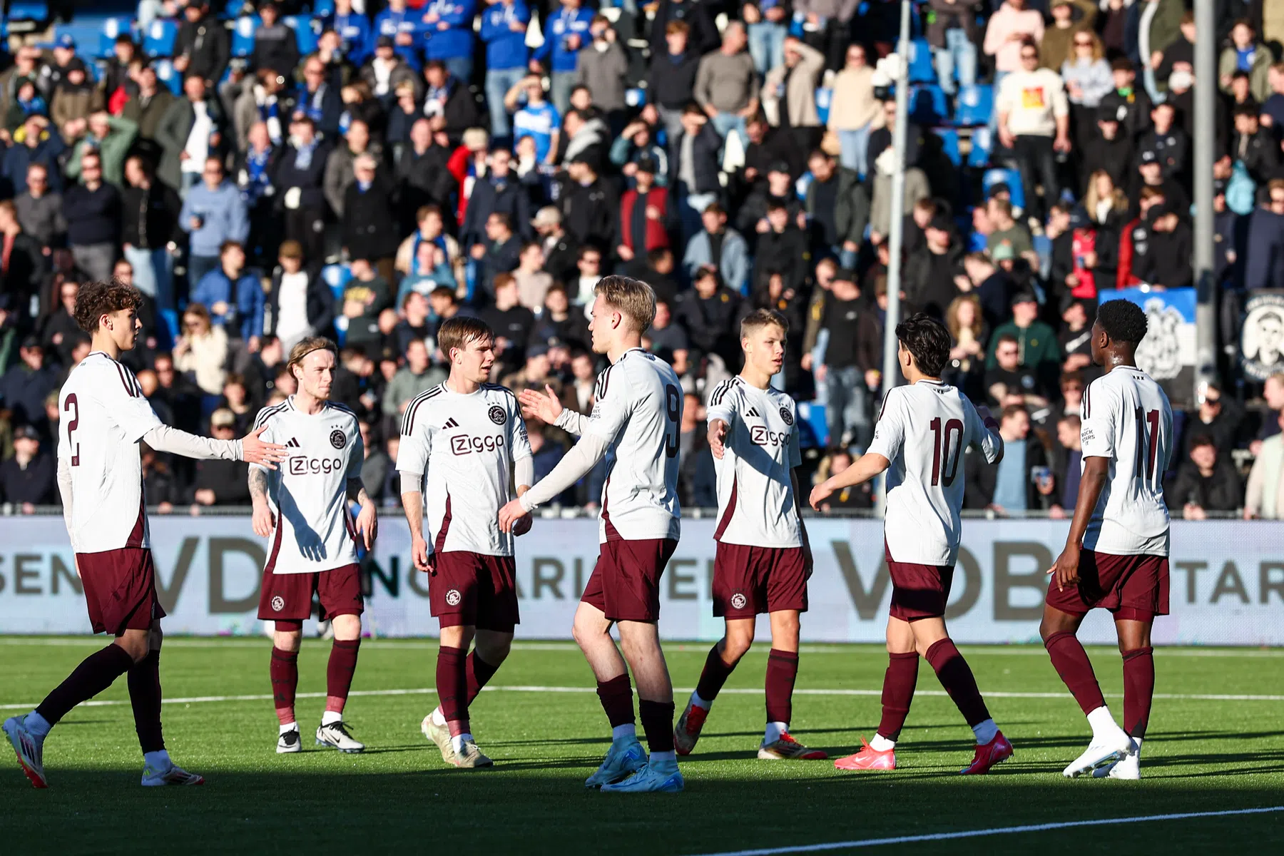 Rijkhoff eindigt doelpuntendroogte, maar gaat wel onderuit in Den Bosch