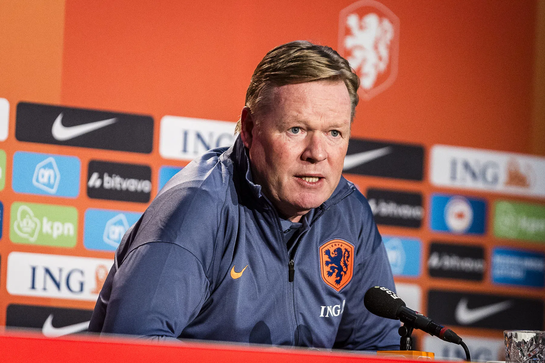 Oranje mist een rechtsbuiten: 'Dat is altijd weer een puzzel'