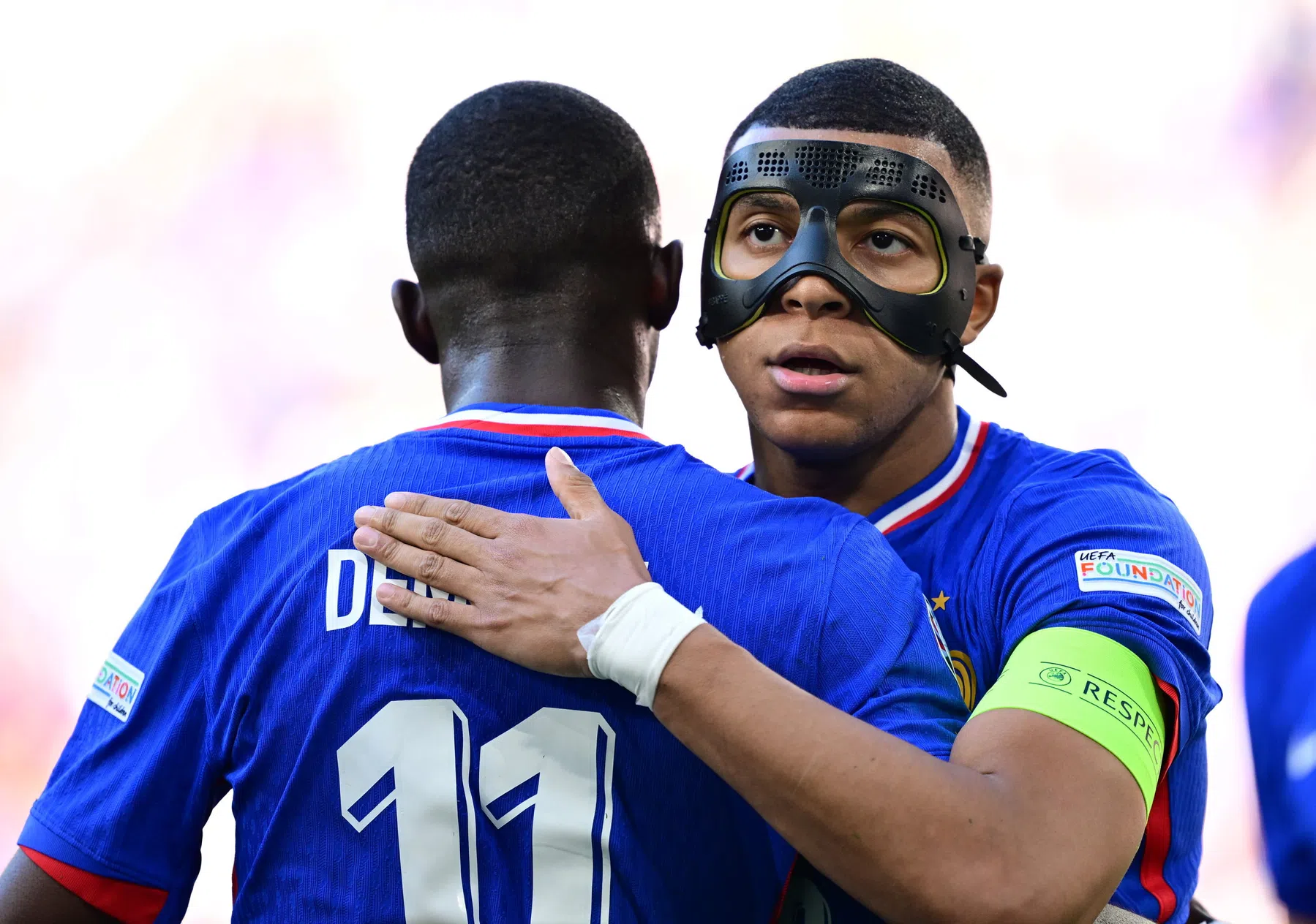 Mbappé geroerd door Dembélé: 'Ben zijn grootste fan sinds zijn veertiende'