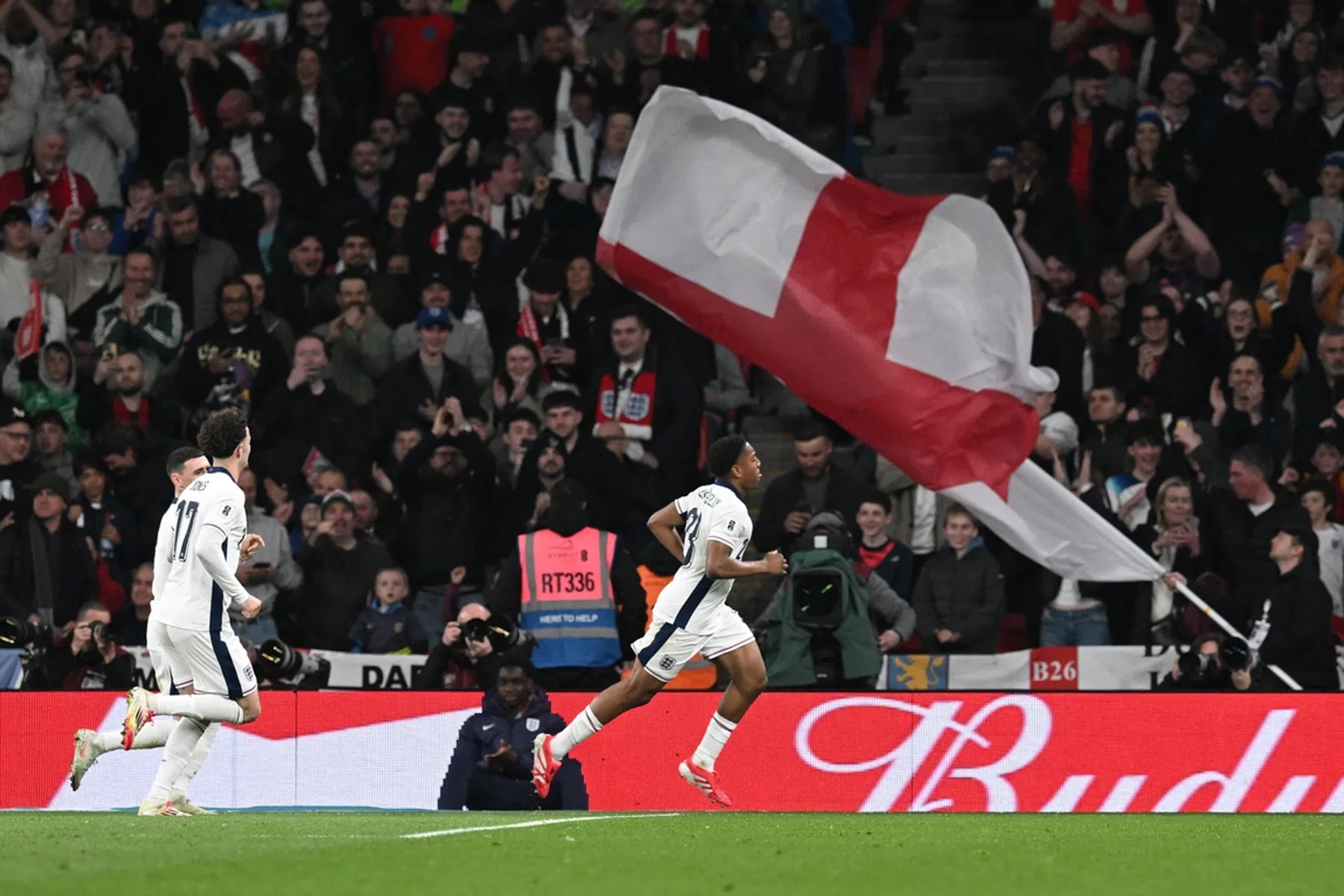 Engeland wint bij Tuchels debuut van Albanië, Antman beslissend voor Finland