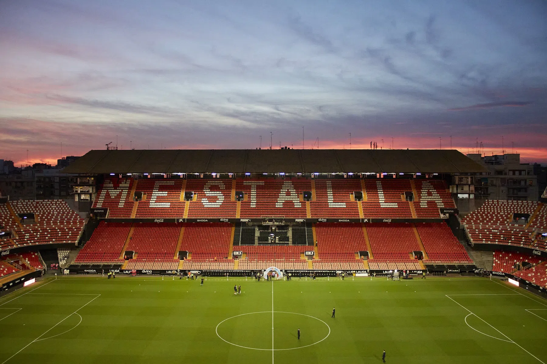 Waarom Oranje in Mestalla tegen Spanje speelt in de Nations League