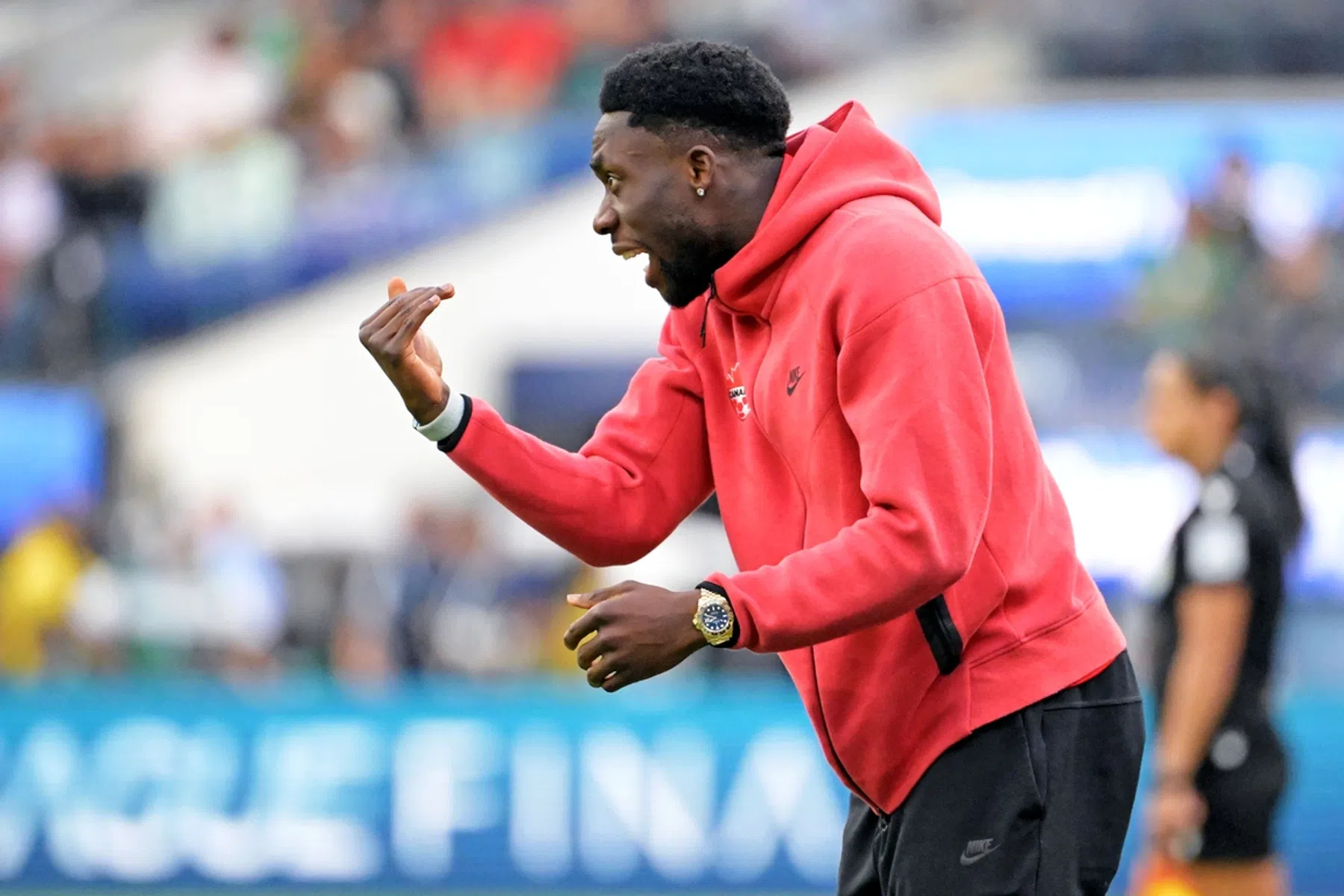 Zaakwaarnemer van zwaar geblesseerde Davies haalt fel uit