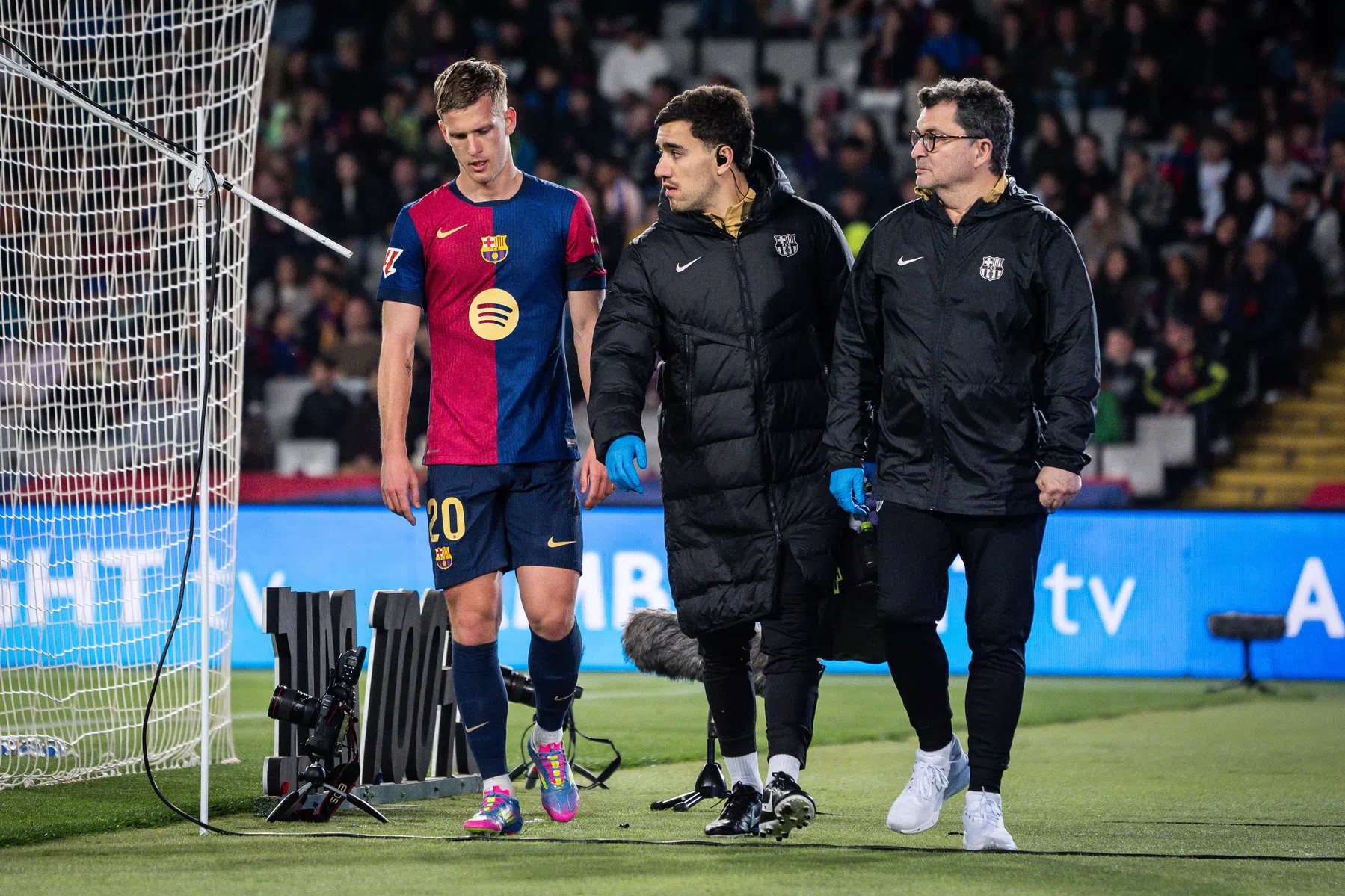 Bittere nasmaak bij Flick door blessure Olmo: 'Daar betalen we de prijs voor'